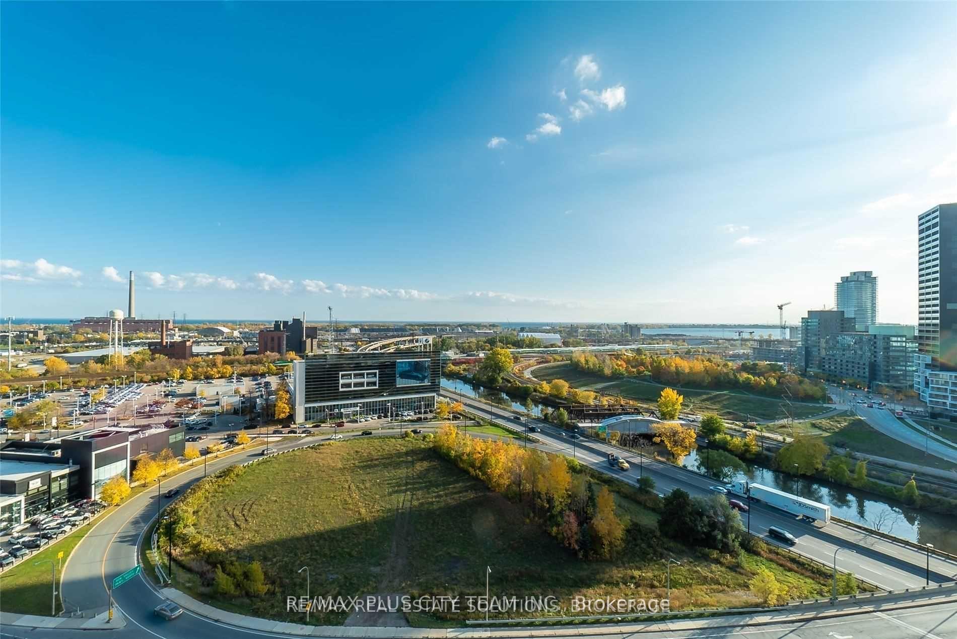 Photo 14 of Unit 1405, 15 Baseball Place, Toronto, South Riverdale — HOMEH