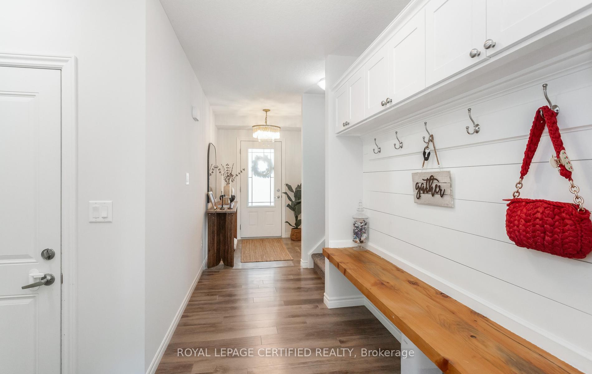 Photo 6 of 33 Kendell Lane, Ingersoll, Ingersoll - North — HOMEH