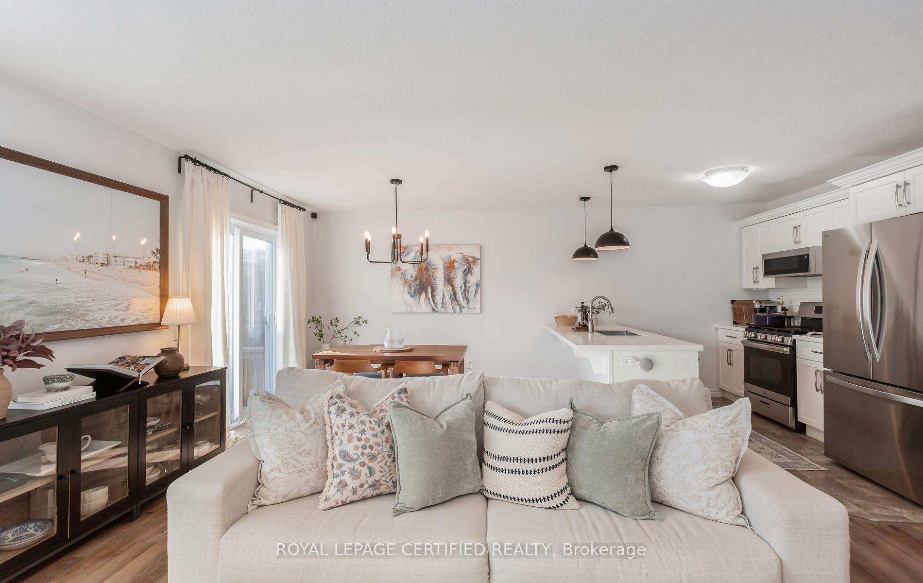 Photo 16 of 33 Kendell Lane, Ingersoll, Ingersoll - North — HOMEH