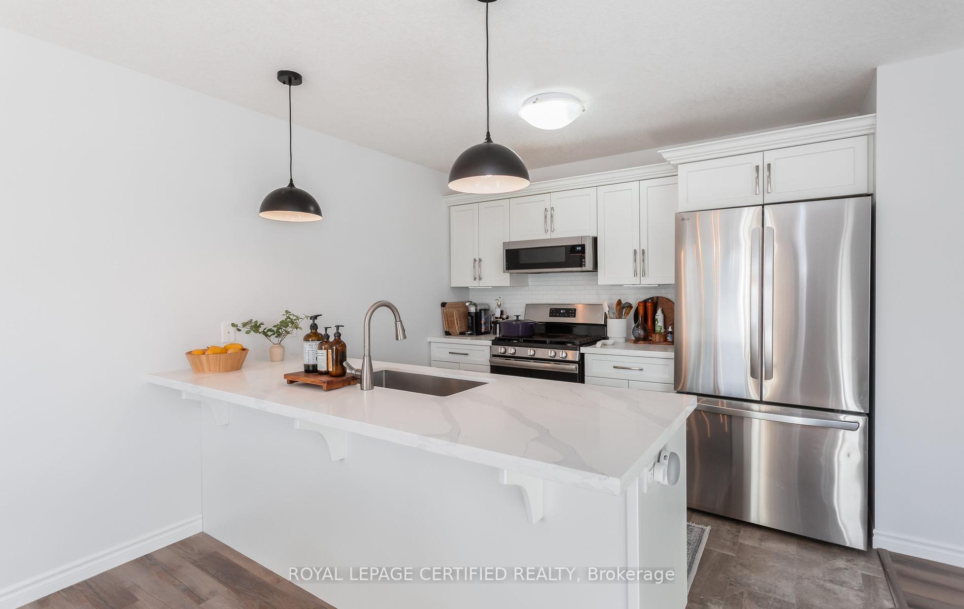 Photo 19 of 33 Kendell Lane, Ingersoll, Ingersoll - North — HOMEH