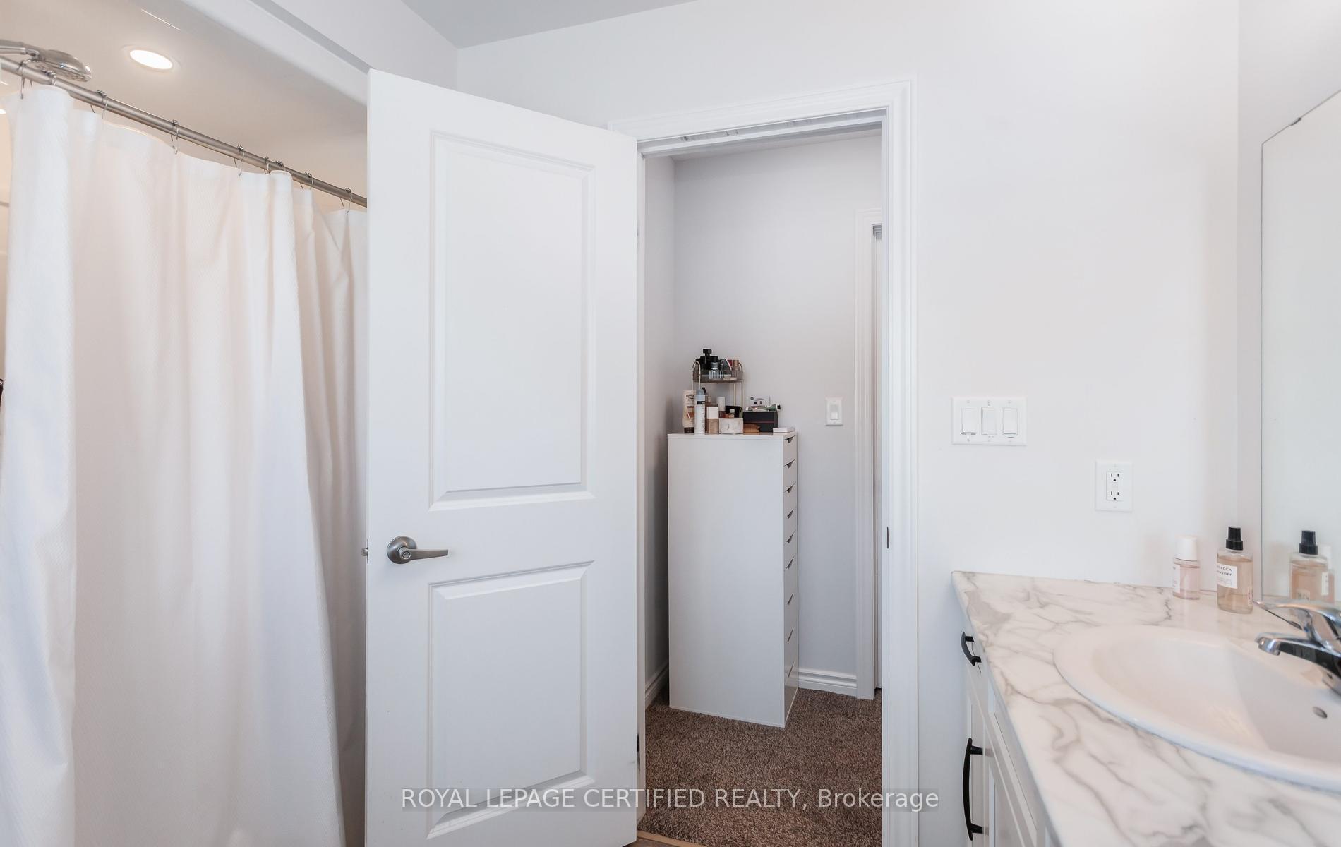 Photo 30 of 33 Kendell Lane, Ingersoll, Ingersoll - North — HOMEH