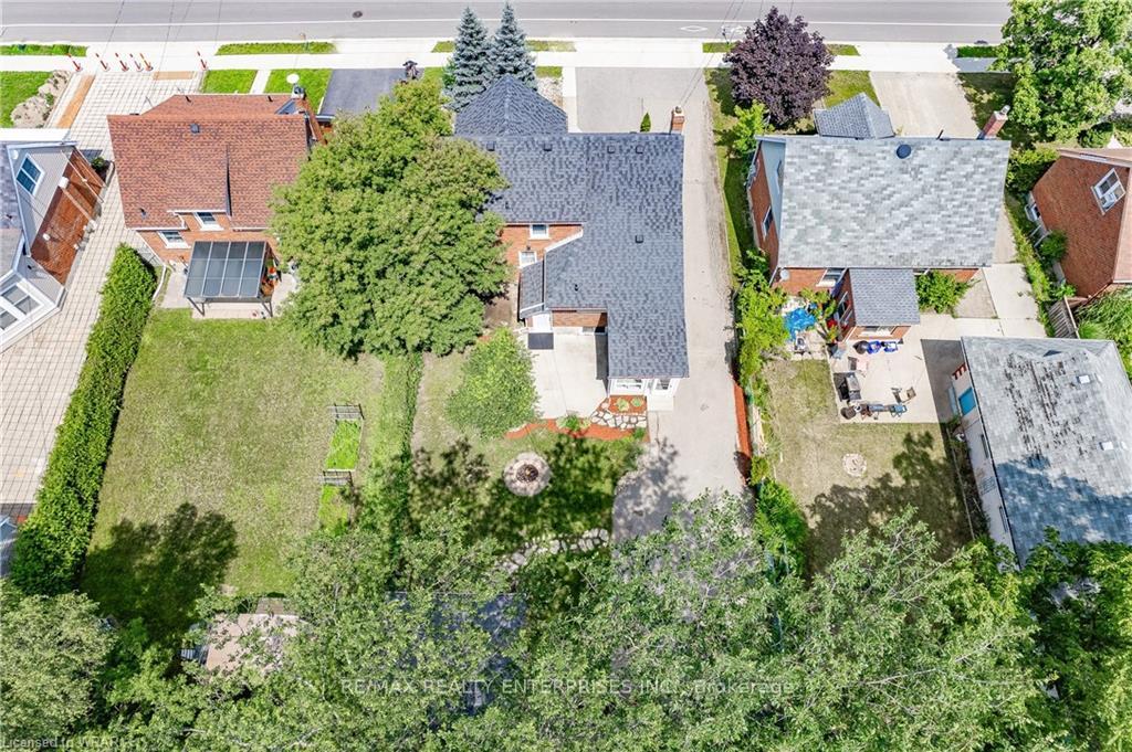 Photo 4 of Unit Main, 557 Stirling Avenue S, Kitchener, Southdale — HOMEH