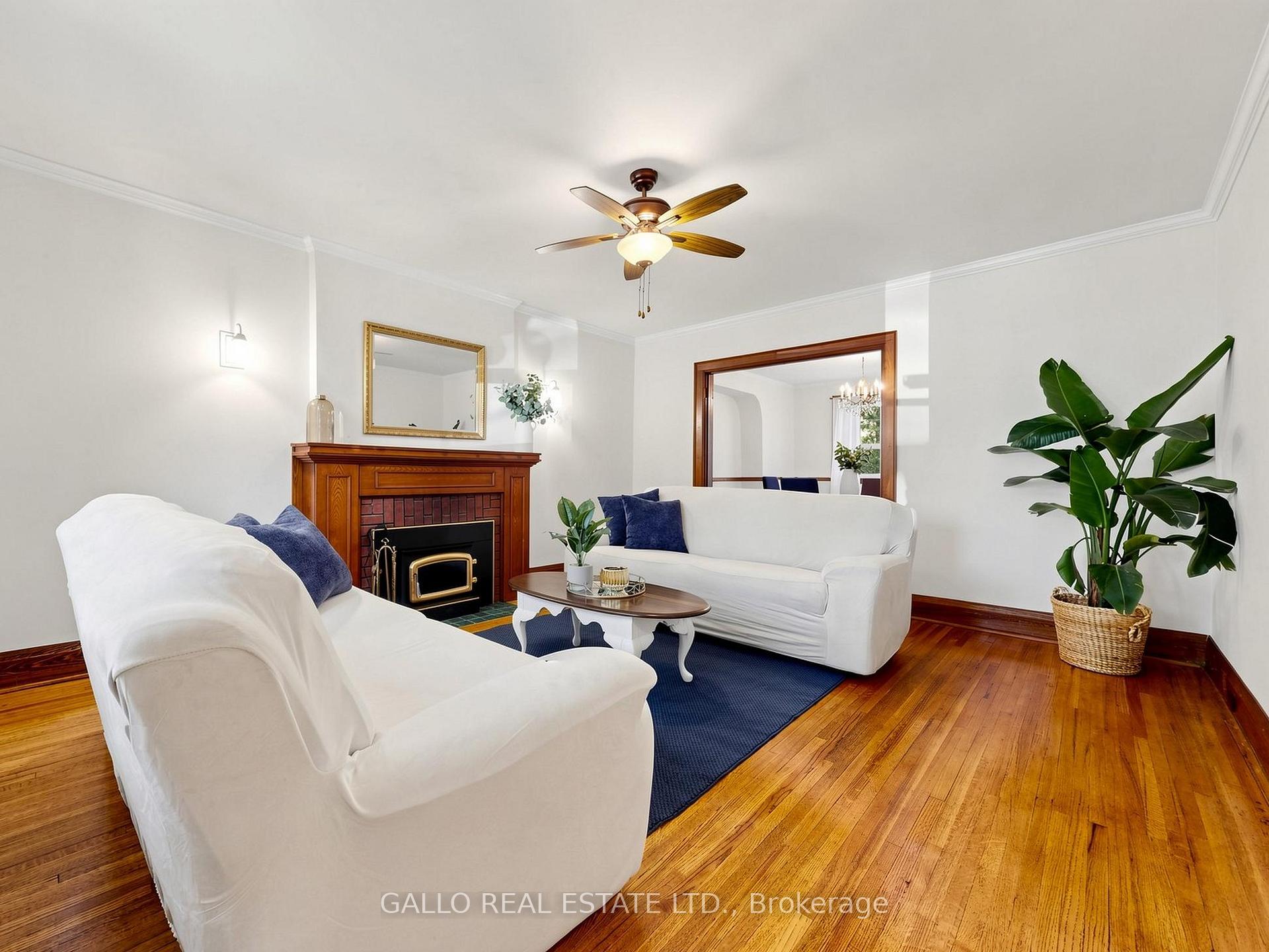 Photo 9 of 761 Sammon Avenue S, Toronto, Danforth Village-East York — HOMEH