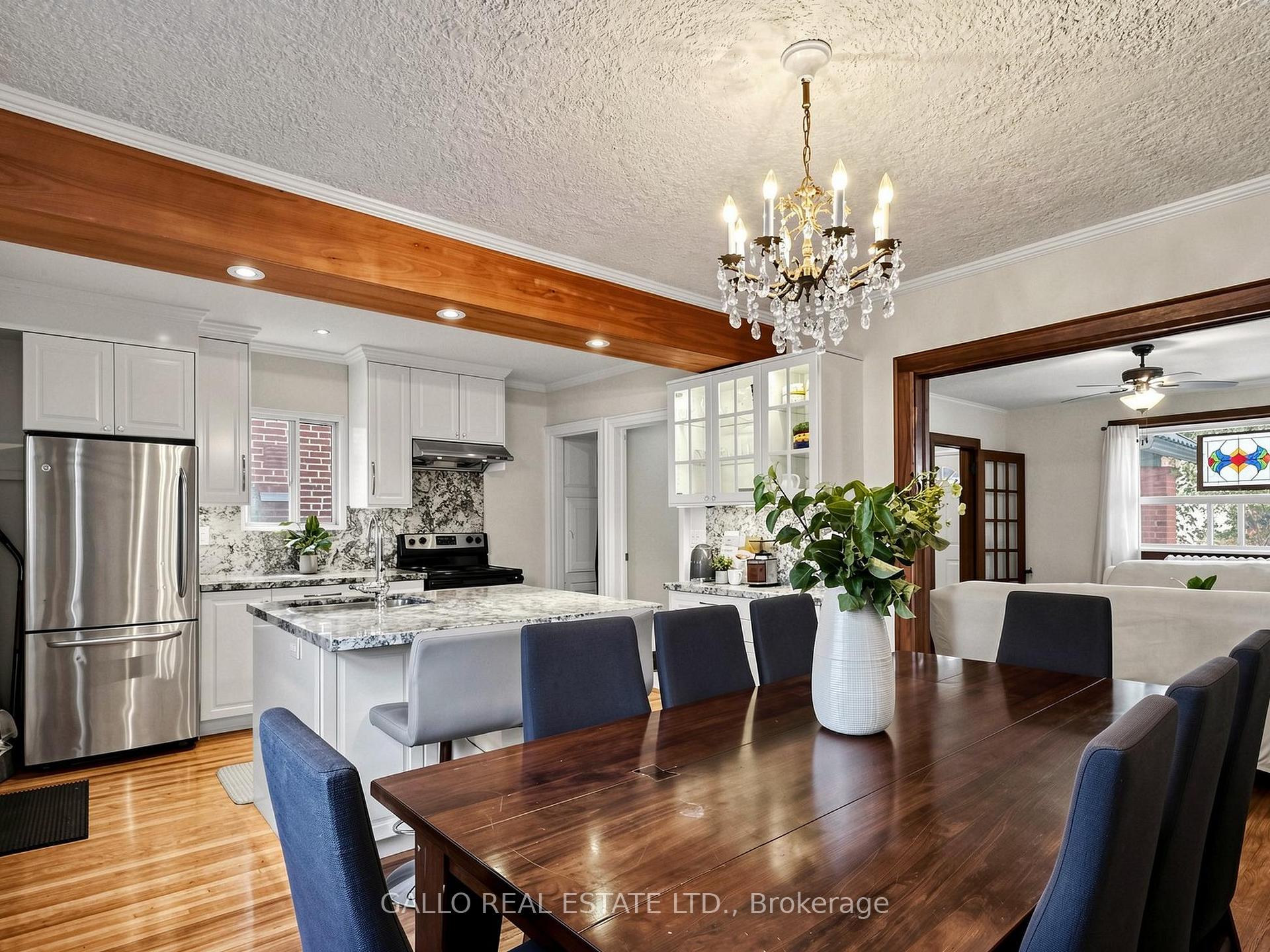Photo 14 of 761 Sammon Avenue S, Toronto, Danforth Village-East York — HOMEH