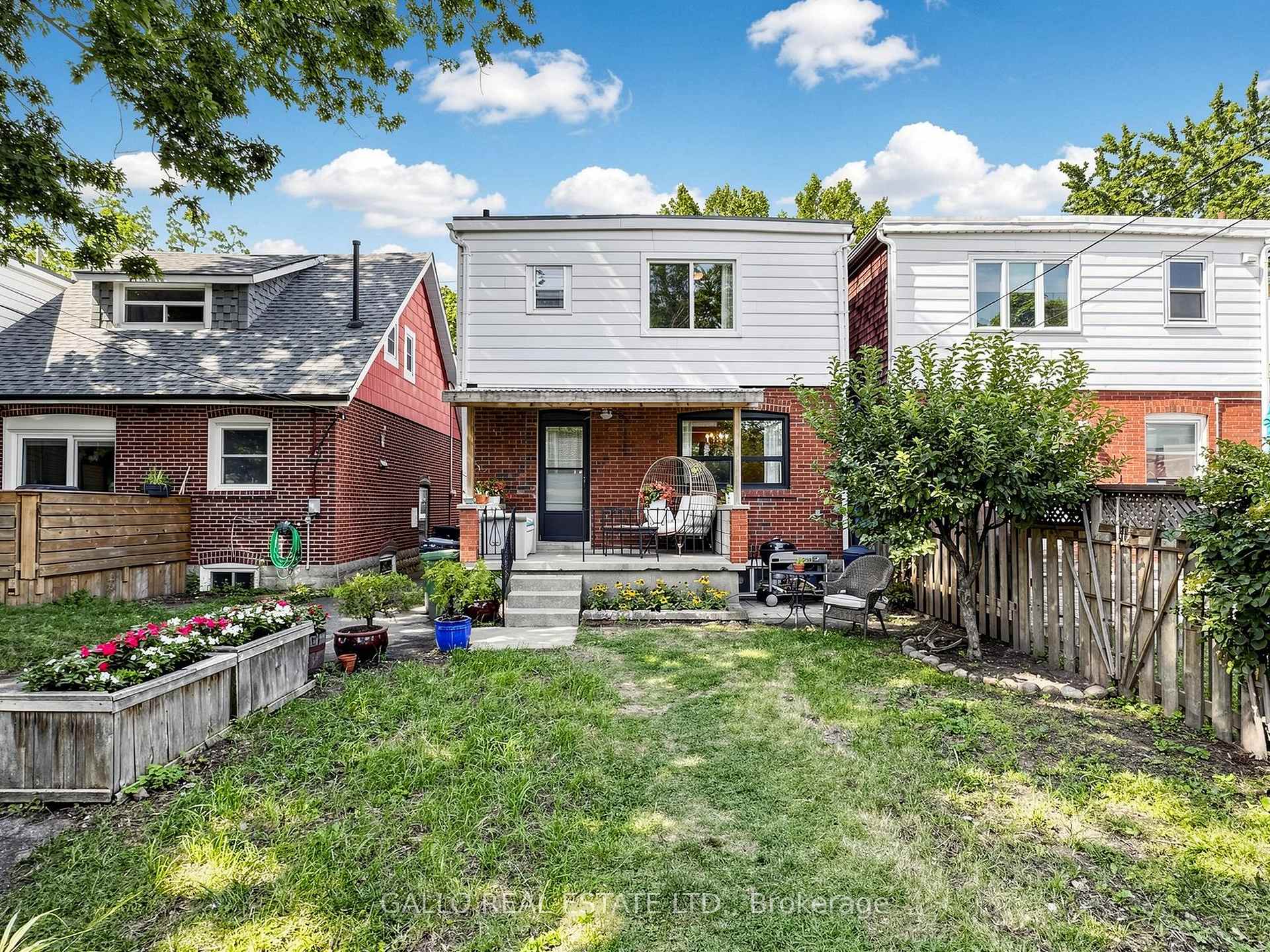 Photo 28 of 761 Sammon Avenue S, Toronto, Danforth Village-East York — HOMEH