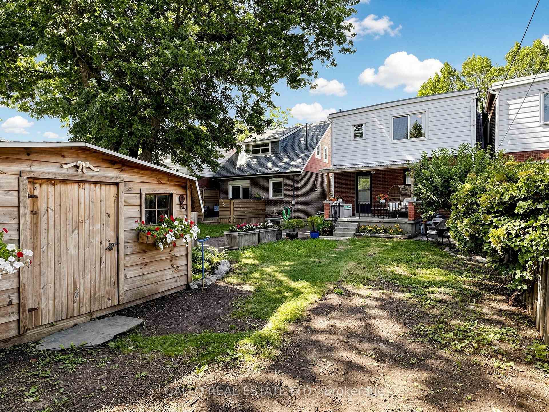 Photo 30 of 761 Sammon Avenue S, Toronto, Danforth Village-East York — HOMEH