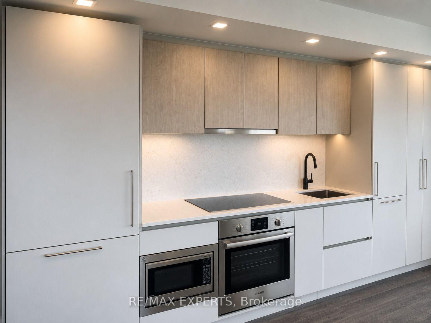 Photo 5 of Unit 4304, 609 Shelbourne Street, Toronto, North St. James Town — HOMEH