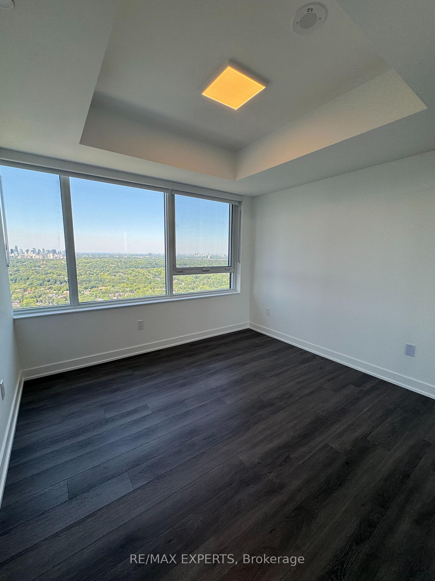 Photo 14 of Unit 4304, 609 Shelbourne Street, Toronto, North St. James Town — HOMEH
