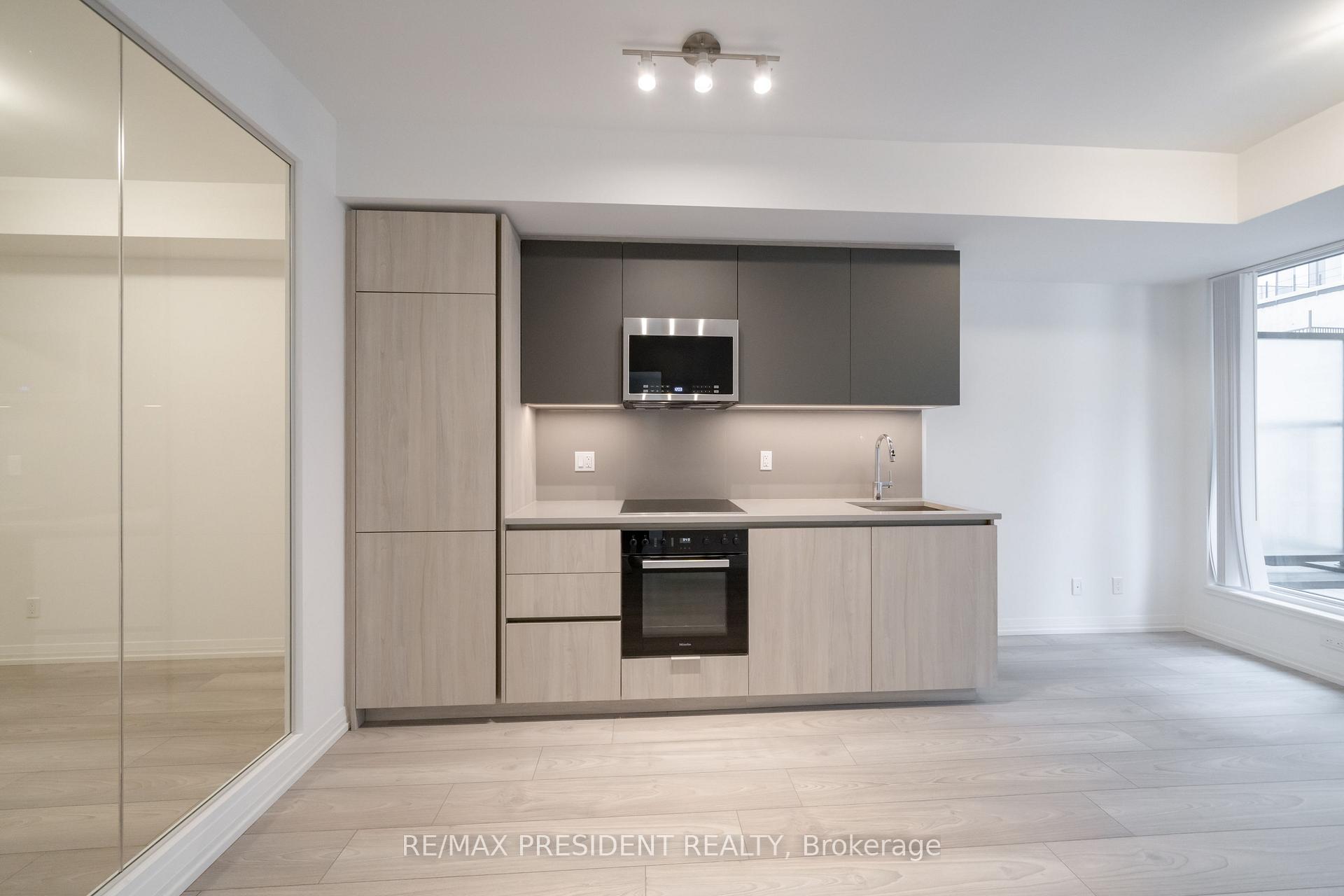 Photo 8 of Unit 511, 400 King Street W, Toronto, Waterfront Communities — HOMEH