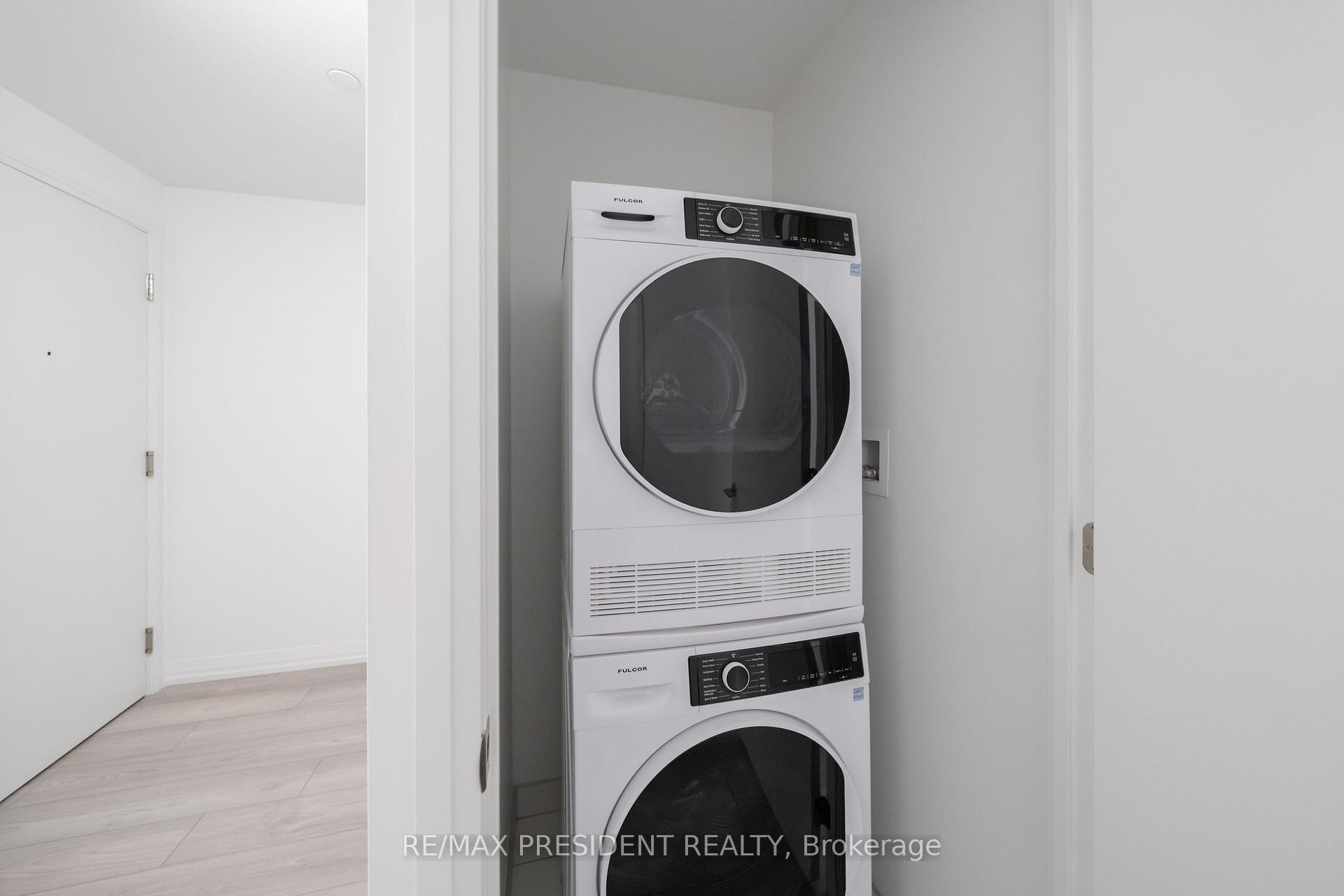 Photo 12 of Unit 511, 400 King Street W, Toronto, Waterfront Communities — HOMEH