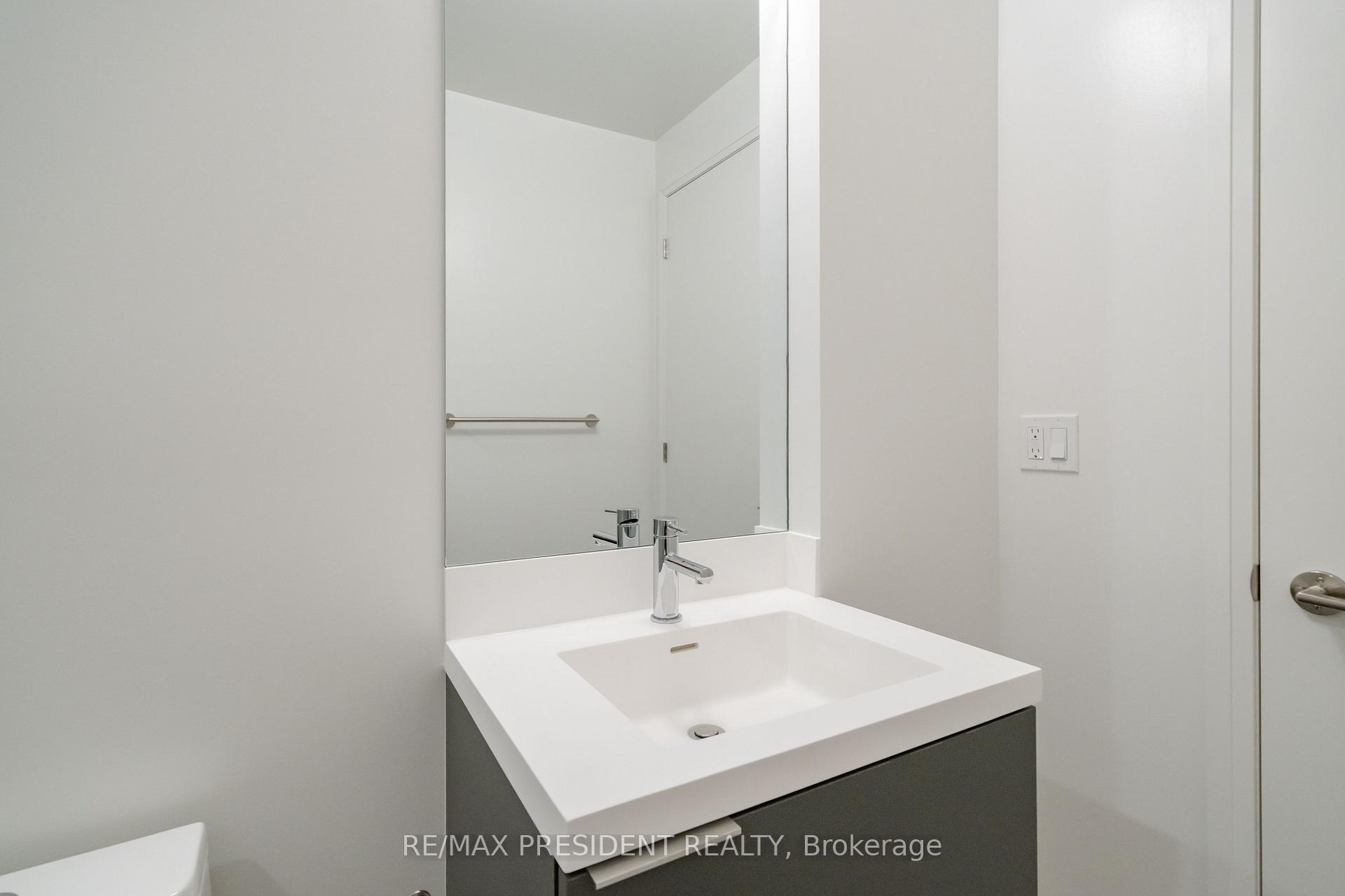 Photo 23 of Unit 511, 400 King Street W, Toronto, Waterfront Communities — HOMEH