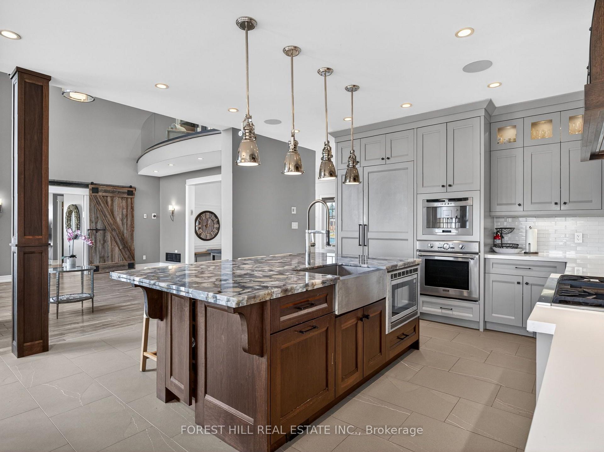 Photo 14 of 44-46 Gray Lane, Barrie, Innis-Shore — HOMEH