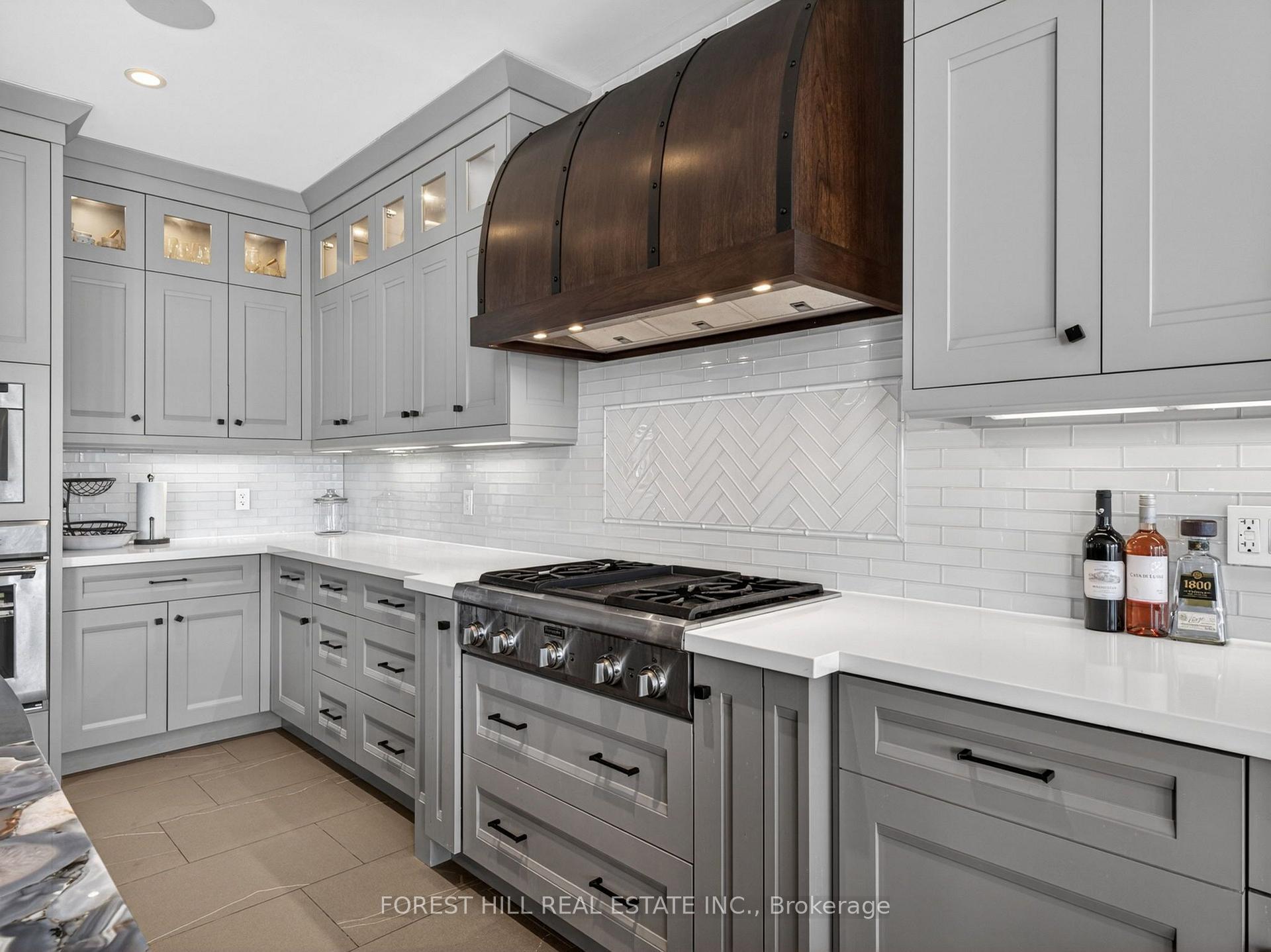 Photo 15 of 44-46 Gray Lane, Barrie, Innis-Shore — HOMEH
