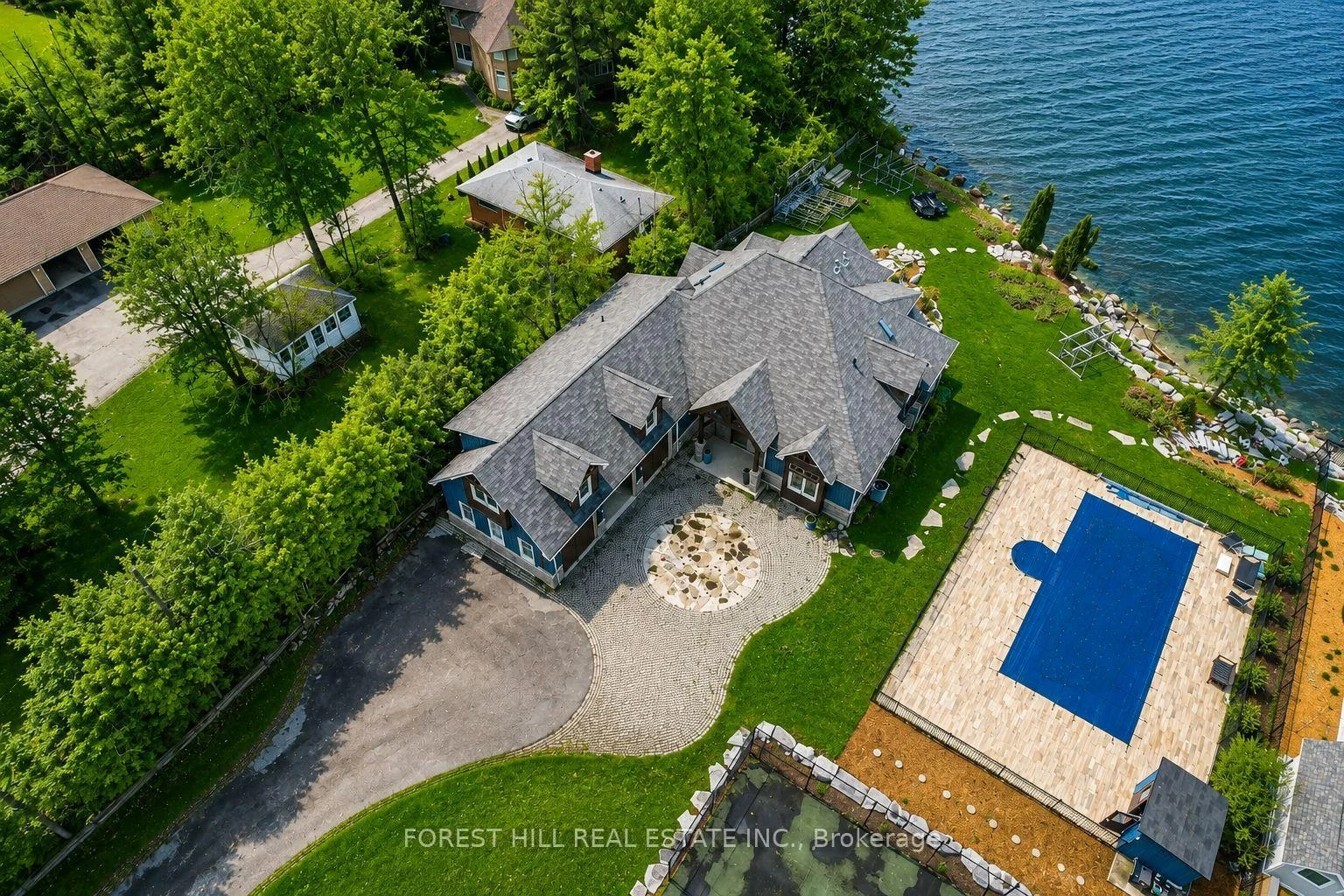 Photo 53 of 44-46 Gray Lane, Barrie, Innis-Shore — HOMEH
