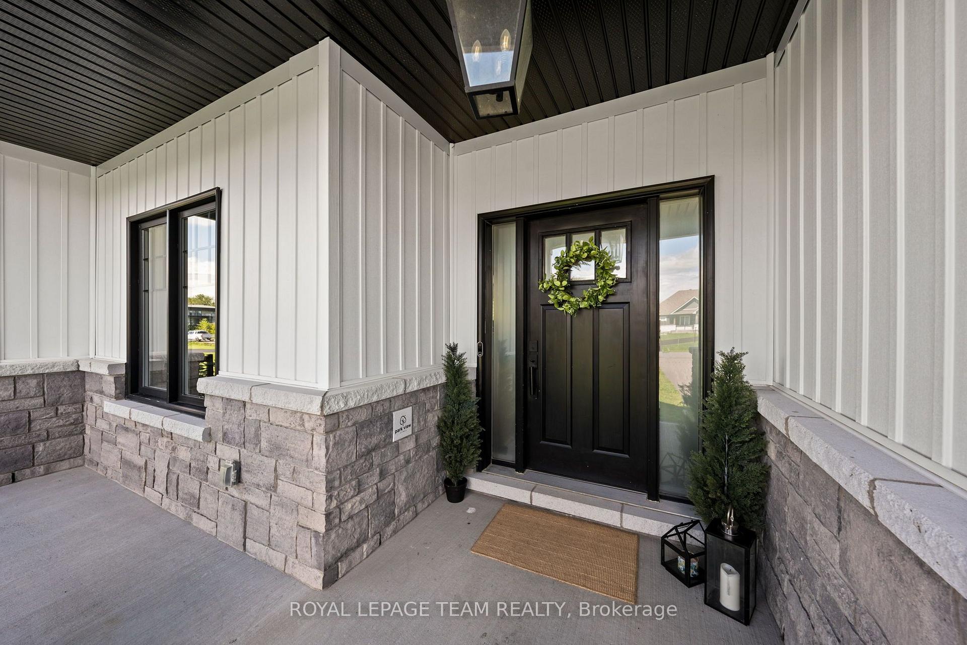 Photo 3 of 200 Summerview Terrace, Ottawa, Greely — HOMEH