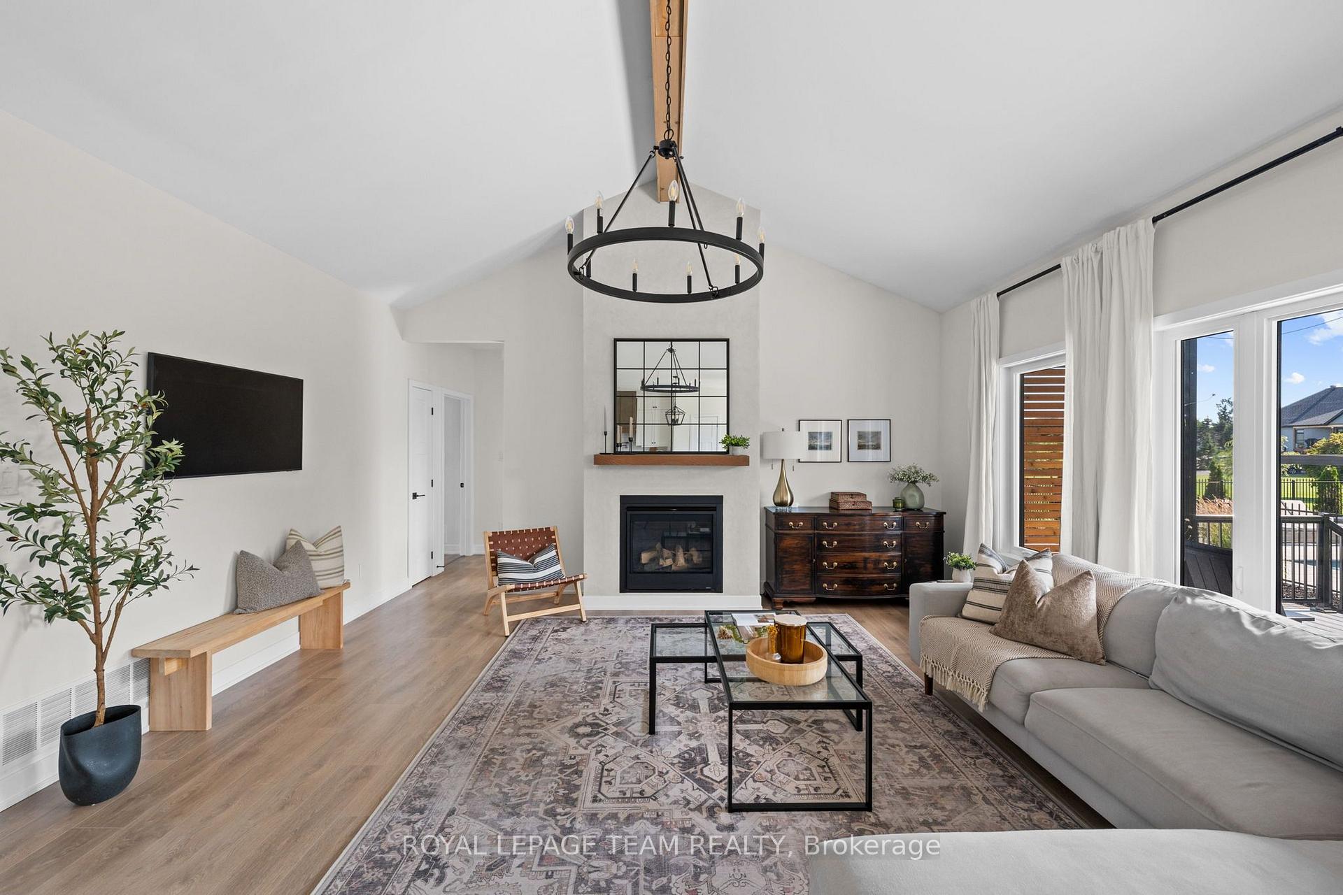 Photo 8 of 200 Summerview Terrace, Ottawa, Greely — HOMEH