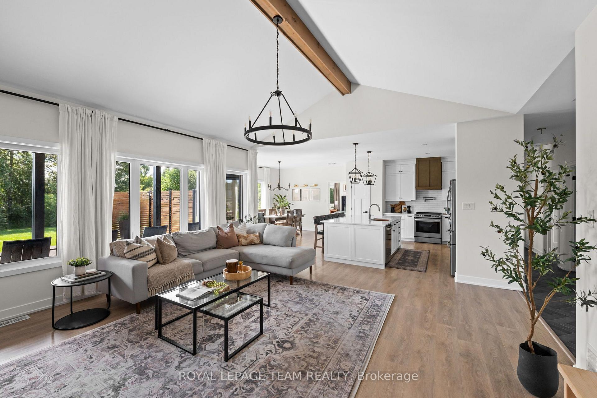 Photo 10 of 200 Summerview Terrace, Ottawa, Greely — HOMEH