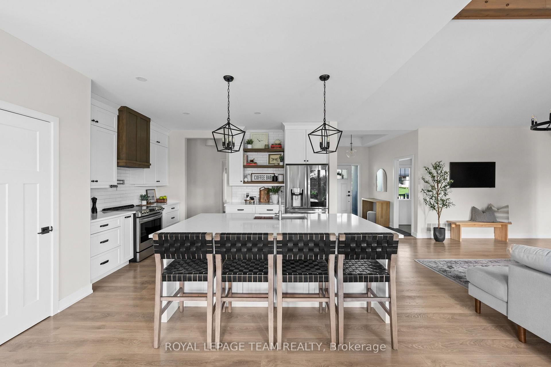 Photo 12 of 200 Summerview Terrace, Ottawa, Greely — HOMEH