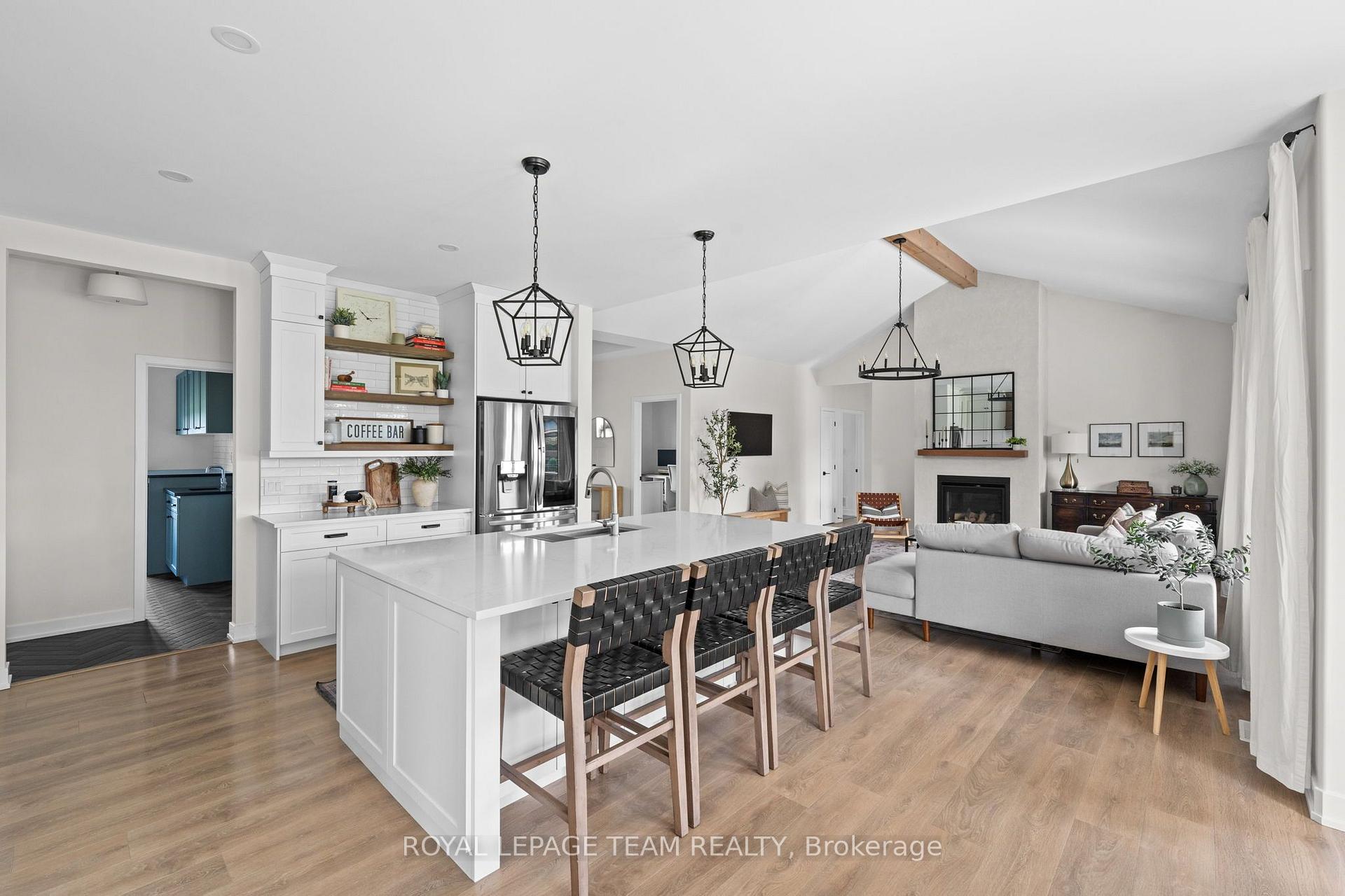 Photo 13 of 200 Summerview Terrace, Ottawa, Greely — HOMEH