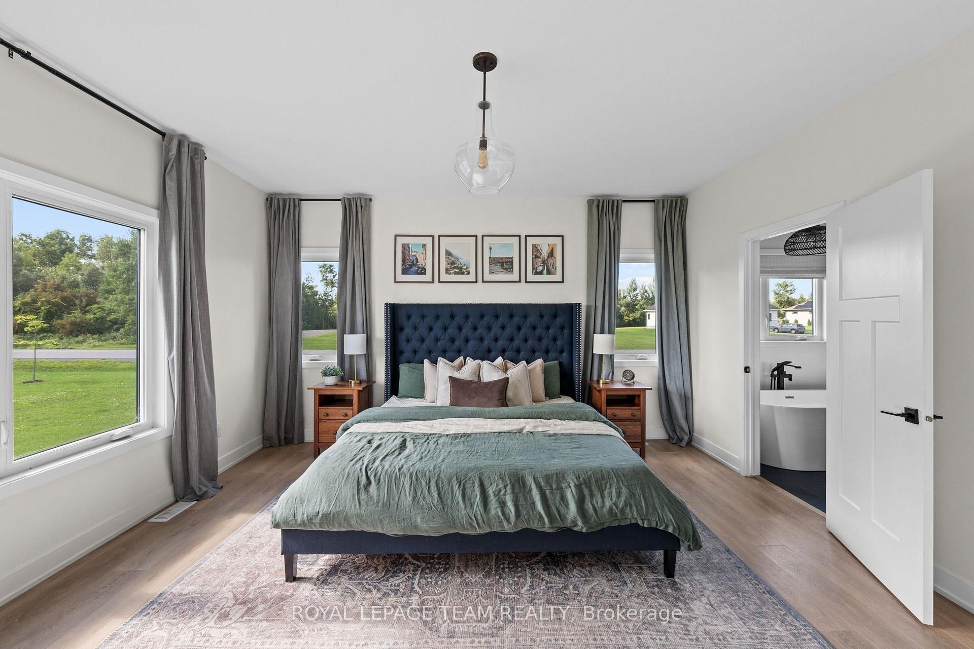 Photo 19 of 200 Summerview Terrace, Ottawa, Greely — HOMEH