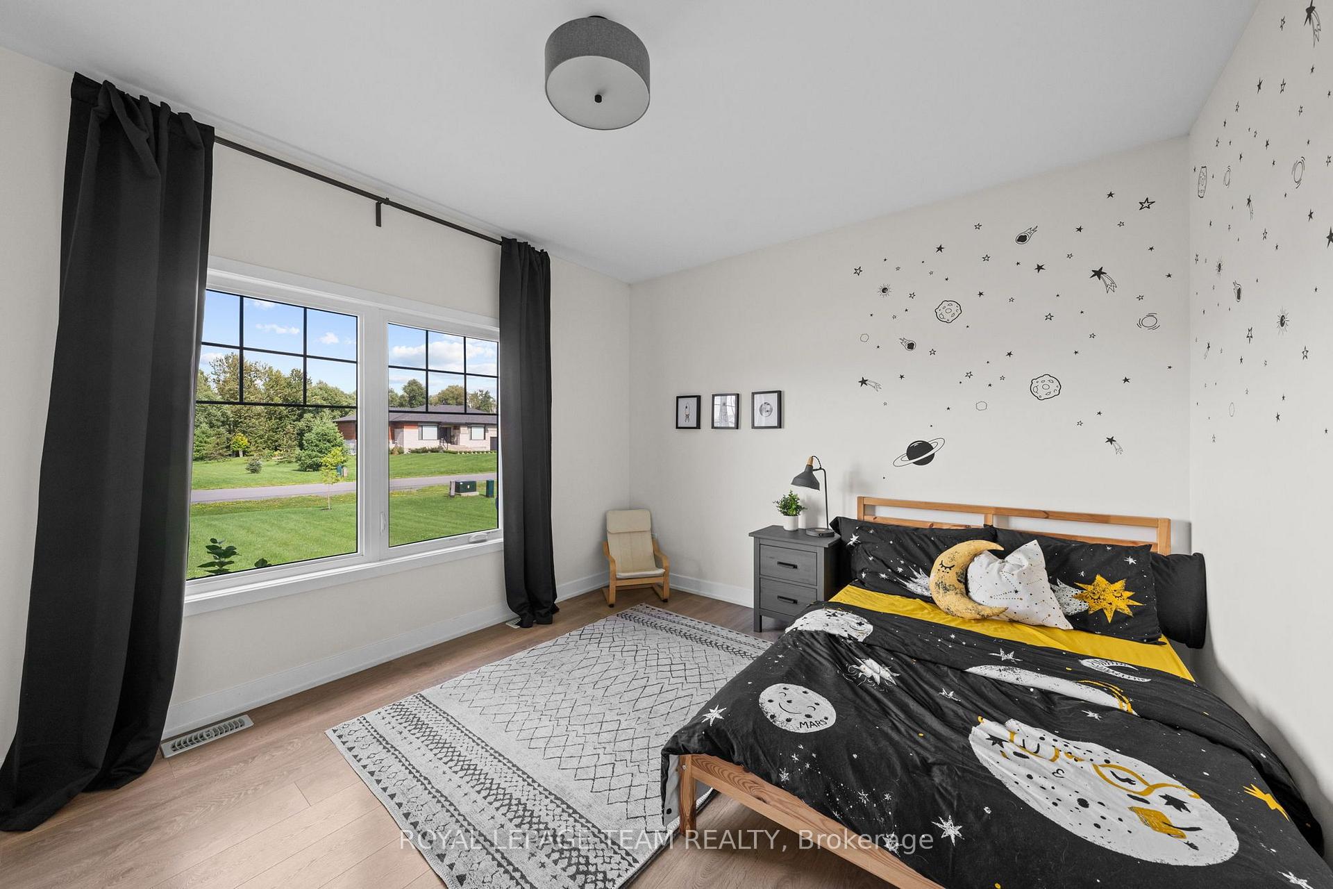 Photo 28 of 200 Summerview Terrace, Ottawa, Greely — HOMEH