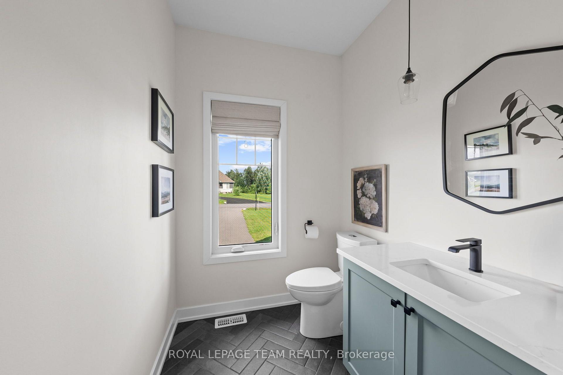 Photo 30 of 200 Summerview Terrace, Ottawa, Greely — HOMEH