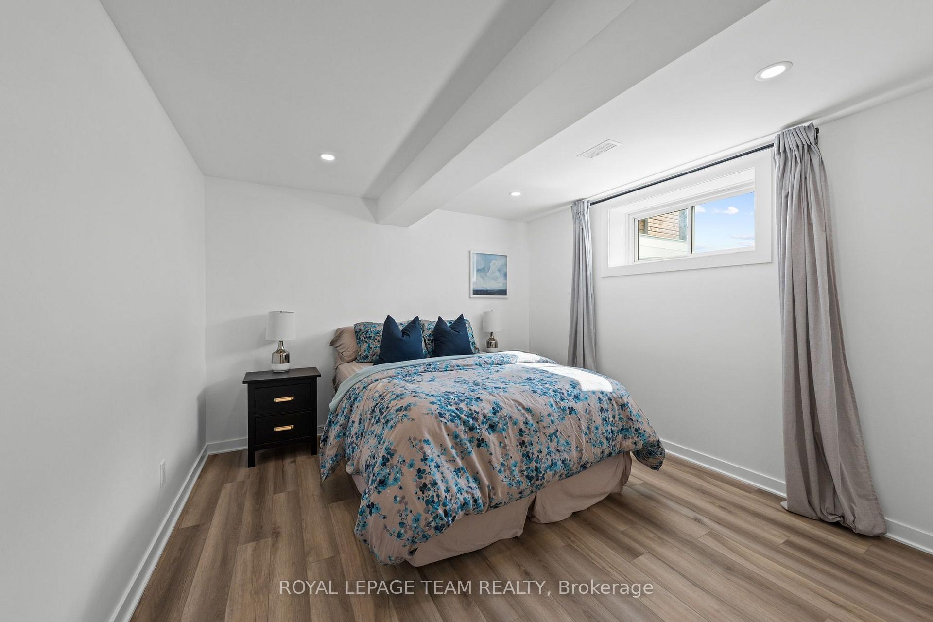Photo 37 of 200 Summerview Terrace, Ottawa, Greely — HOMEH