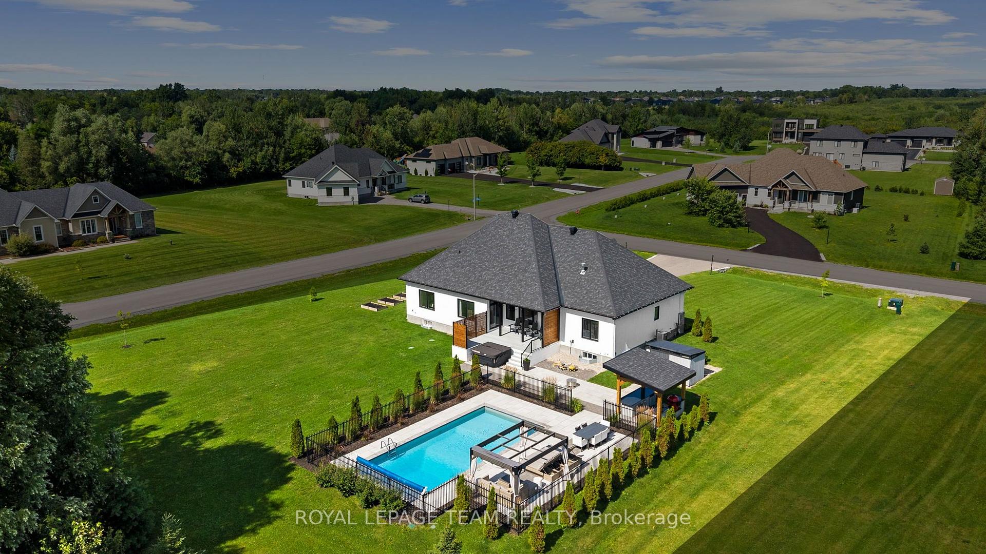 Photo 55 of 200 Summerview Terrace, Ottawa, Greely — HOMEH