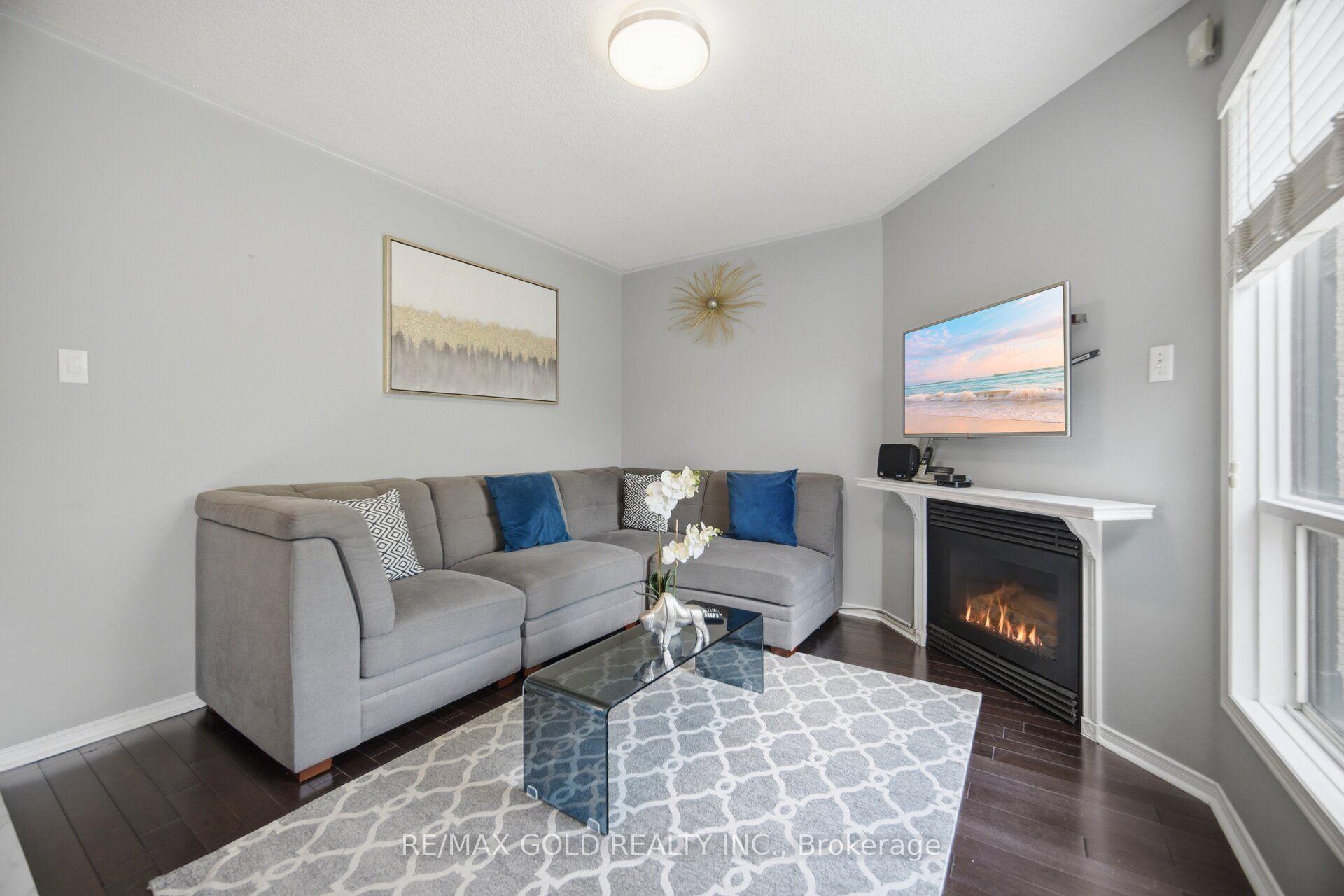 Photo 16 of 53 Cedarwood Crescent, Brampton, Brampton West — HOMEH
