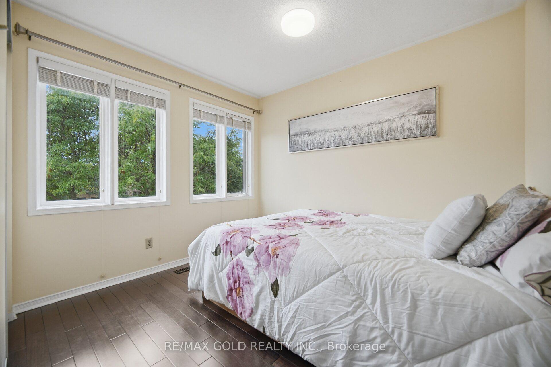 Photo 23 of 53 Cedarwood Crescent, Brampton, Brampton West — HOMEH