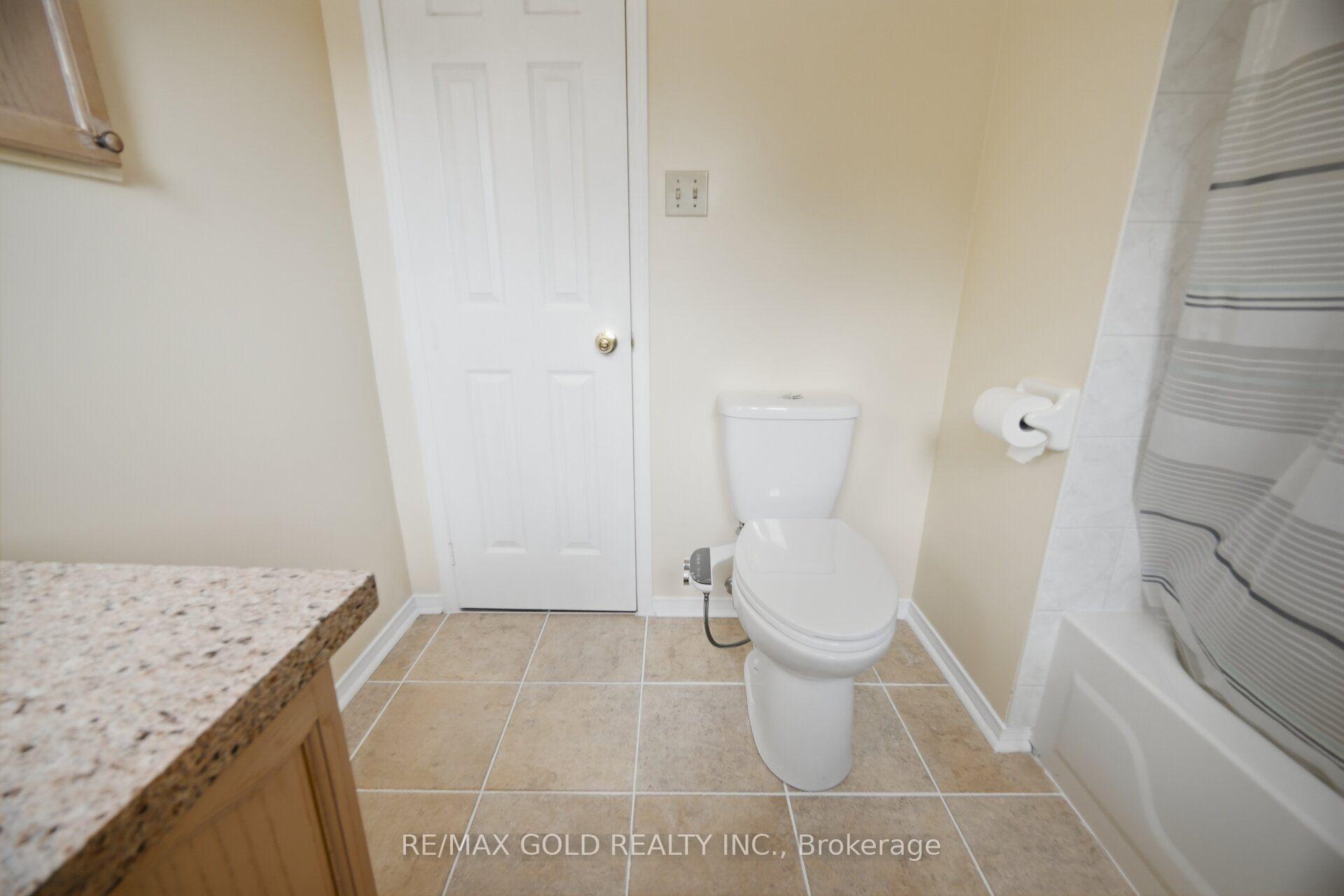 Photo 26 of 53 Cedarwood Crescent, Brampton, Brampton West — HOMEH