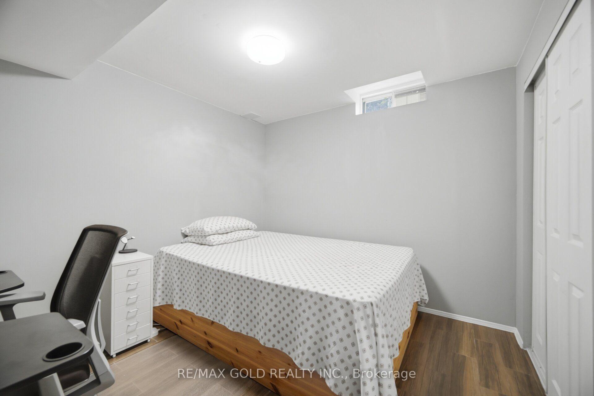 Photo 34 of 53 Cedarwood Crescent, Brampton, Brampton West — HOMEH