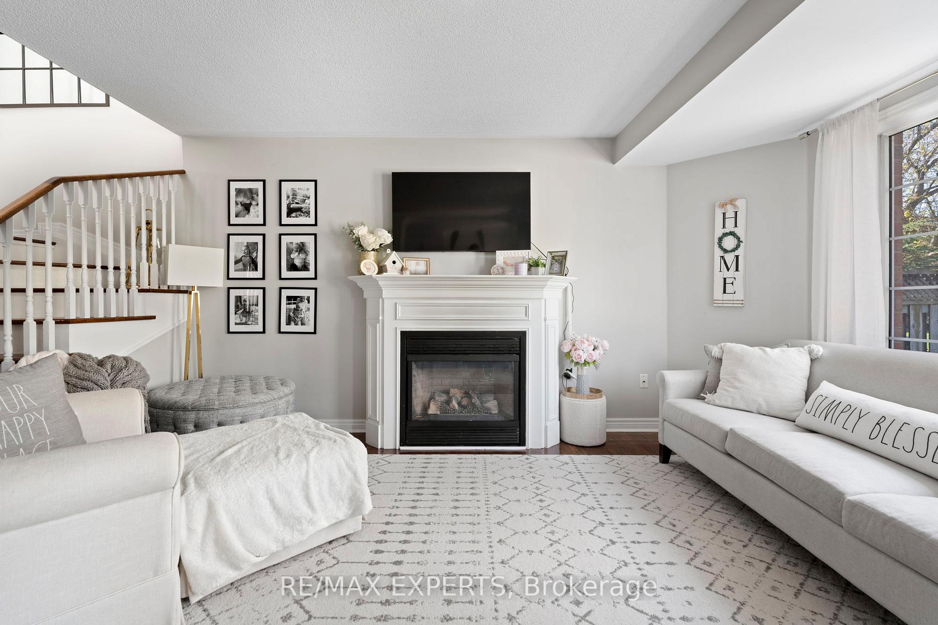 Photo 11 of 28 Crestridge Drive, Caledon, Bolton North — HOMEH