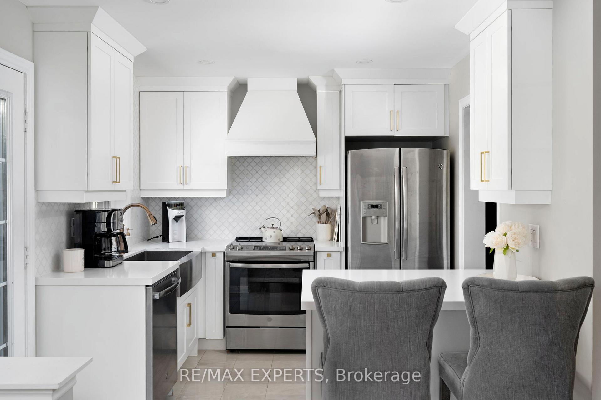 Photo 13 of 28 Crestridge Drive, Caledon, Bolton North — HOMEH
