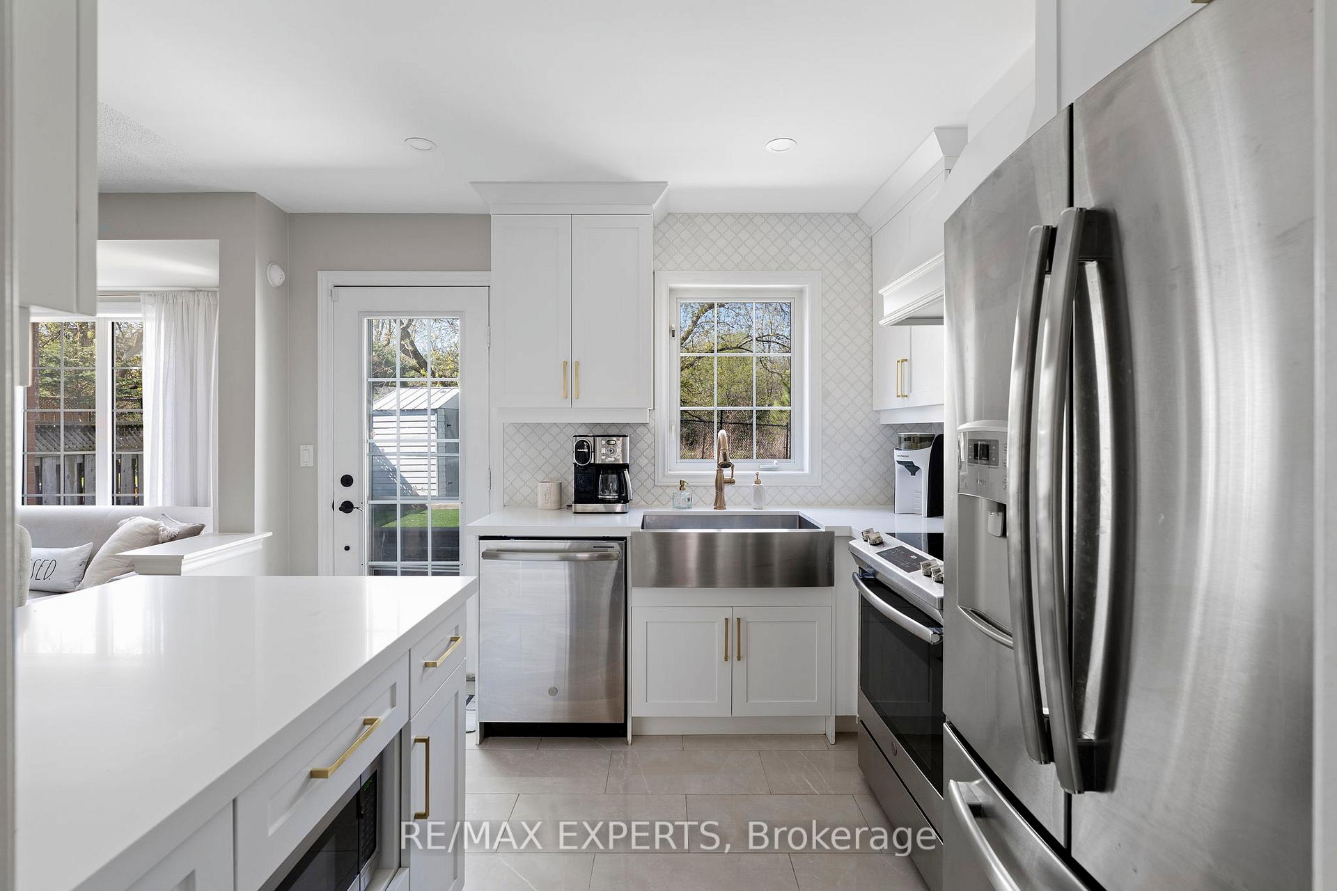 Photo 15 of 28 Crestridge Drive, Caledon, Bolton North — HOMEH