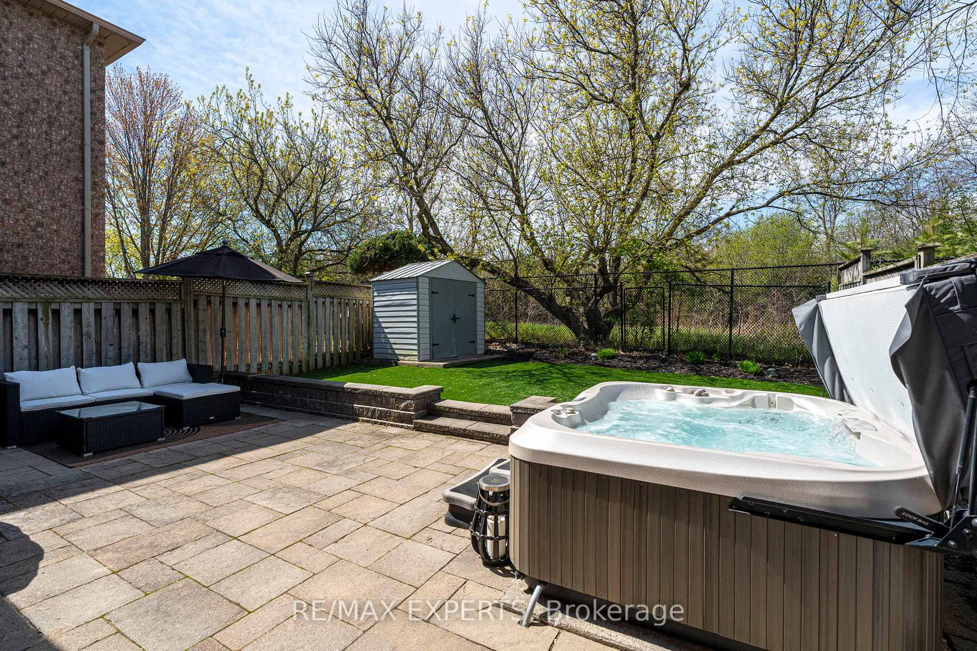 Photo 31 of 28 Crestridge Drive, Caledon, Bolton North — HOMEH