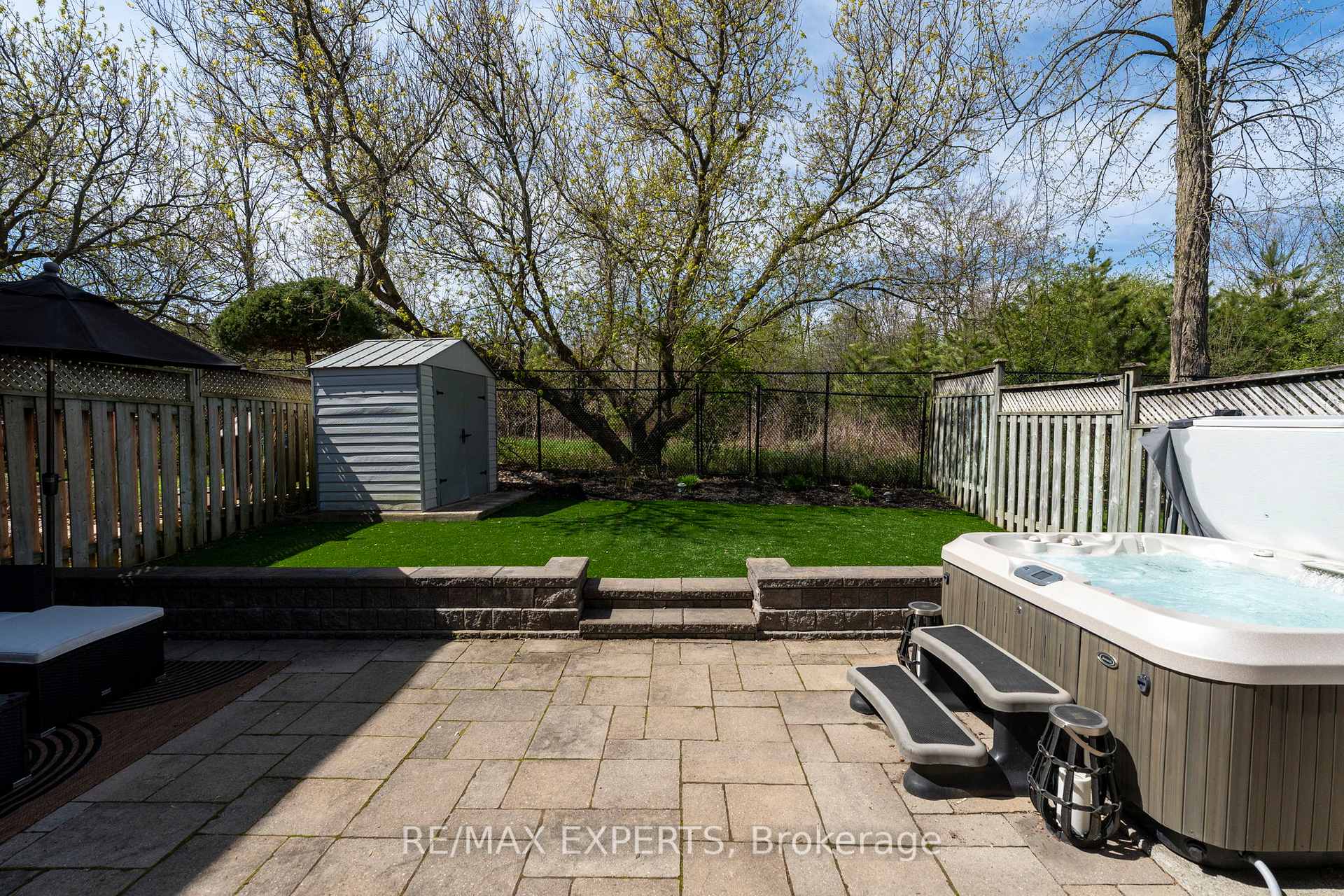 Photo 32 of 28 Crestridge Drive, Caledon, Bolton North — HOMEH