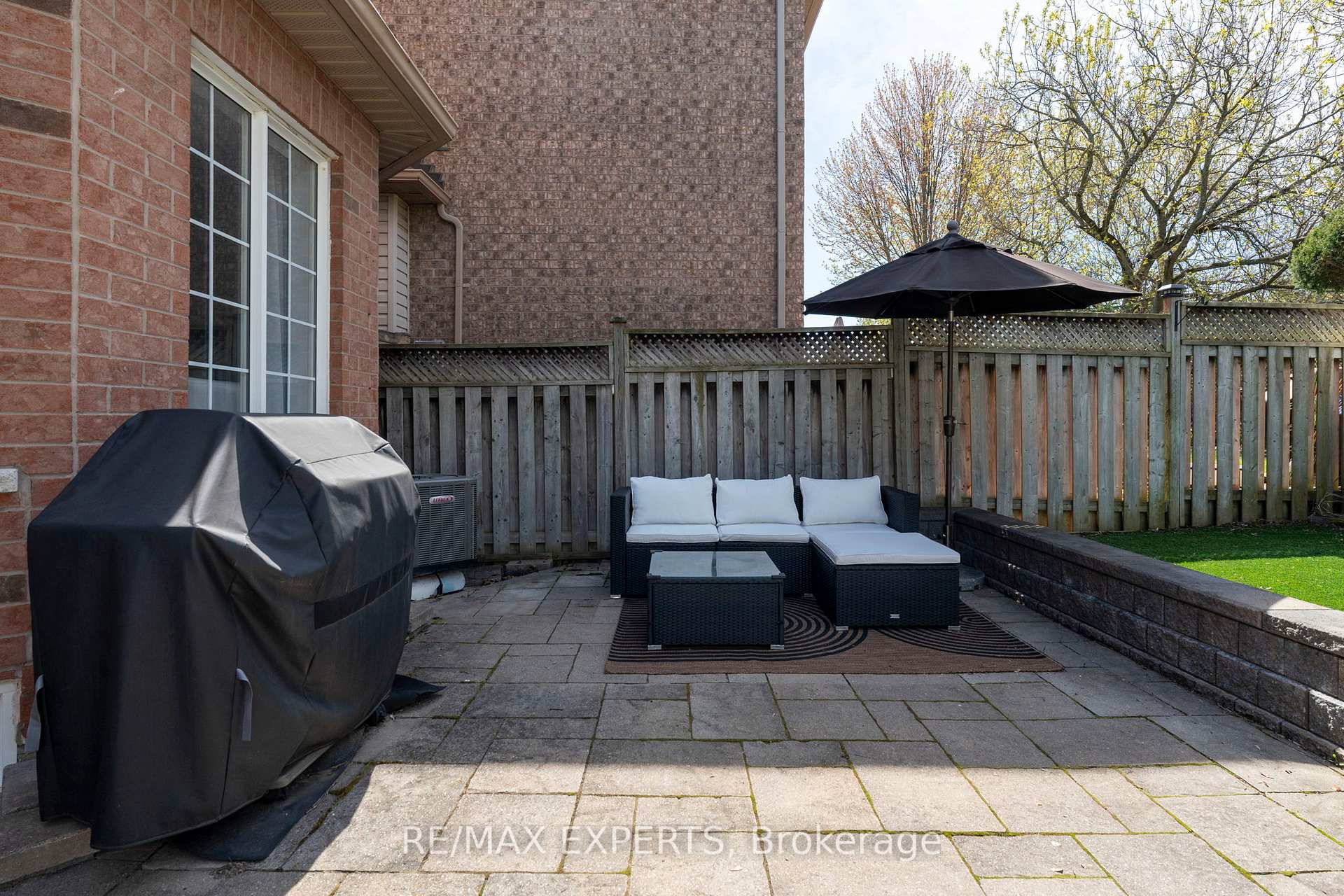 Photo 33 of 28 Crestridge Drive, Caledon, Bolton North — HOMEH