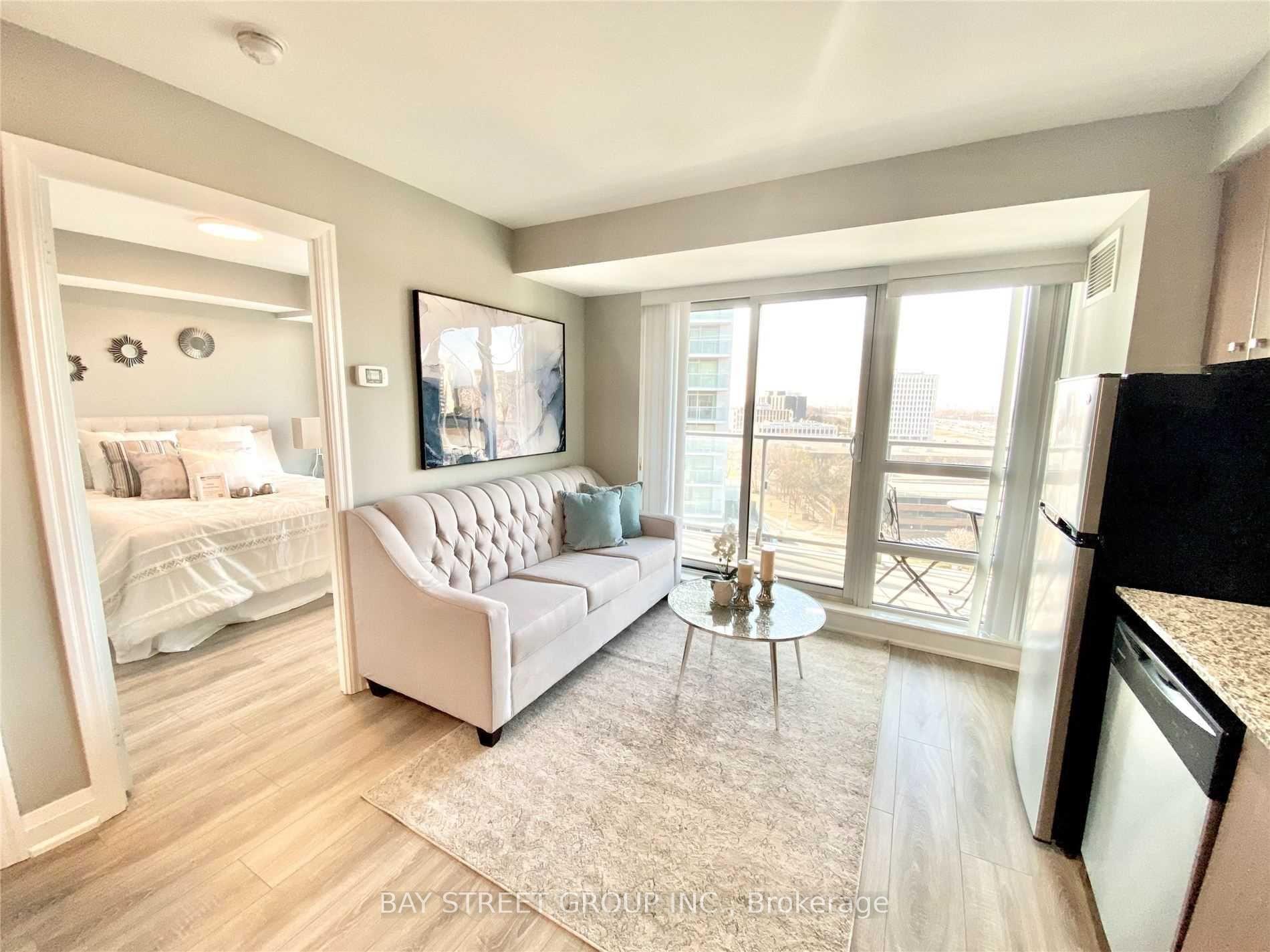 Photo 3 of Unit 801, 2015 Sheppard Avenue E, North York, Henry Farm — HOMEH