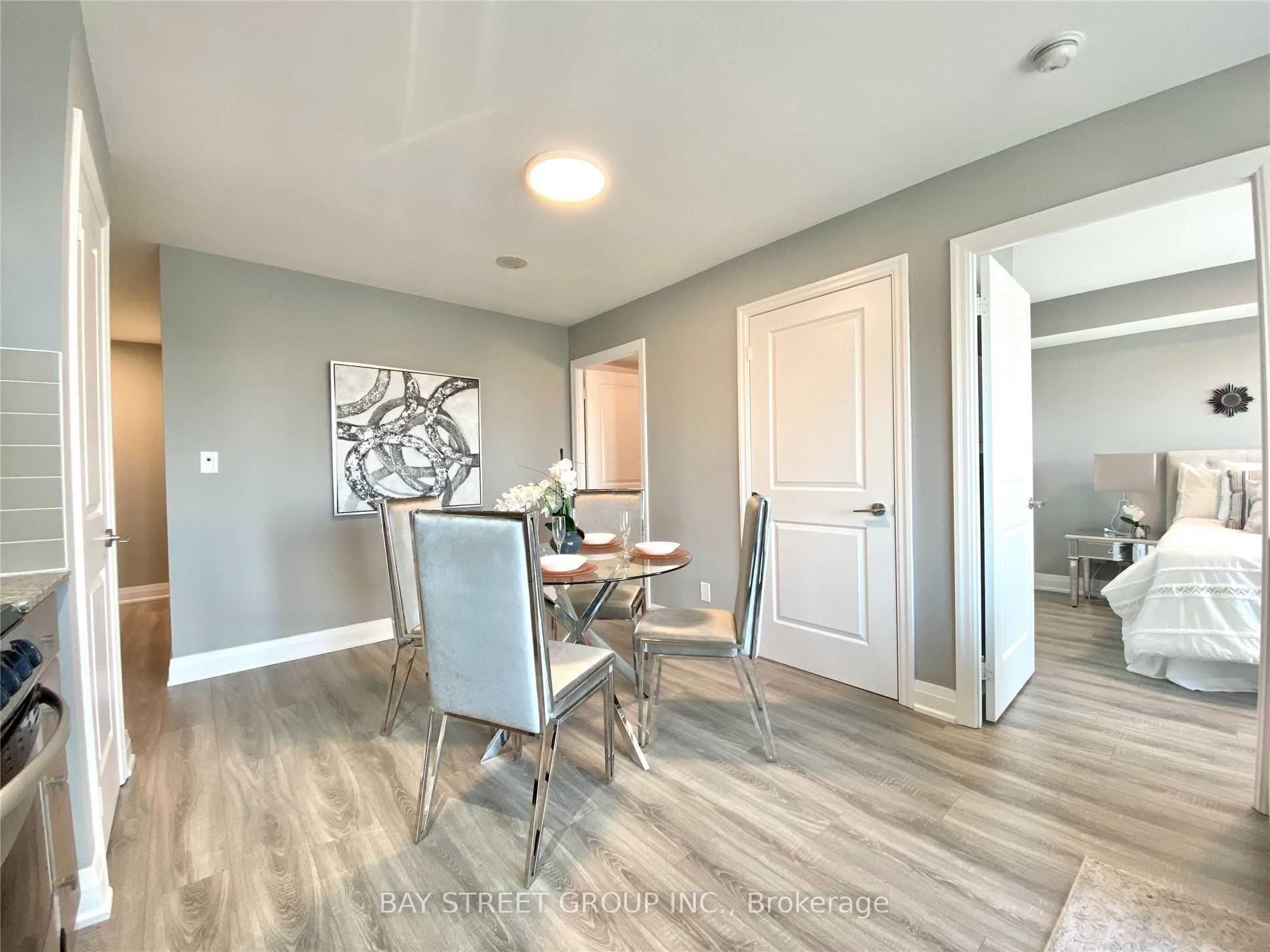 Photo 8 of Unit 801, 2015 Sheppard Avenue E, North York, Henry Farm — HOMEH