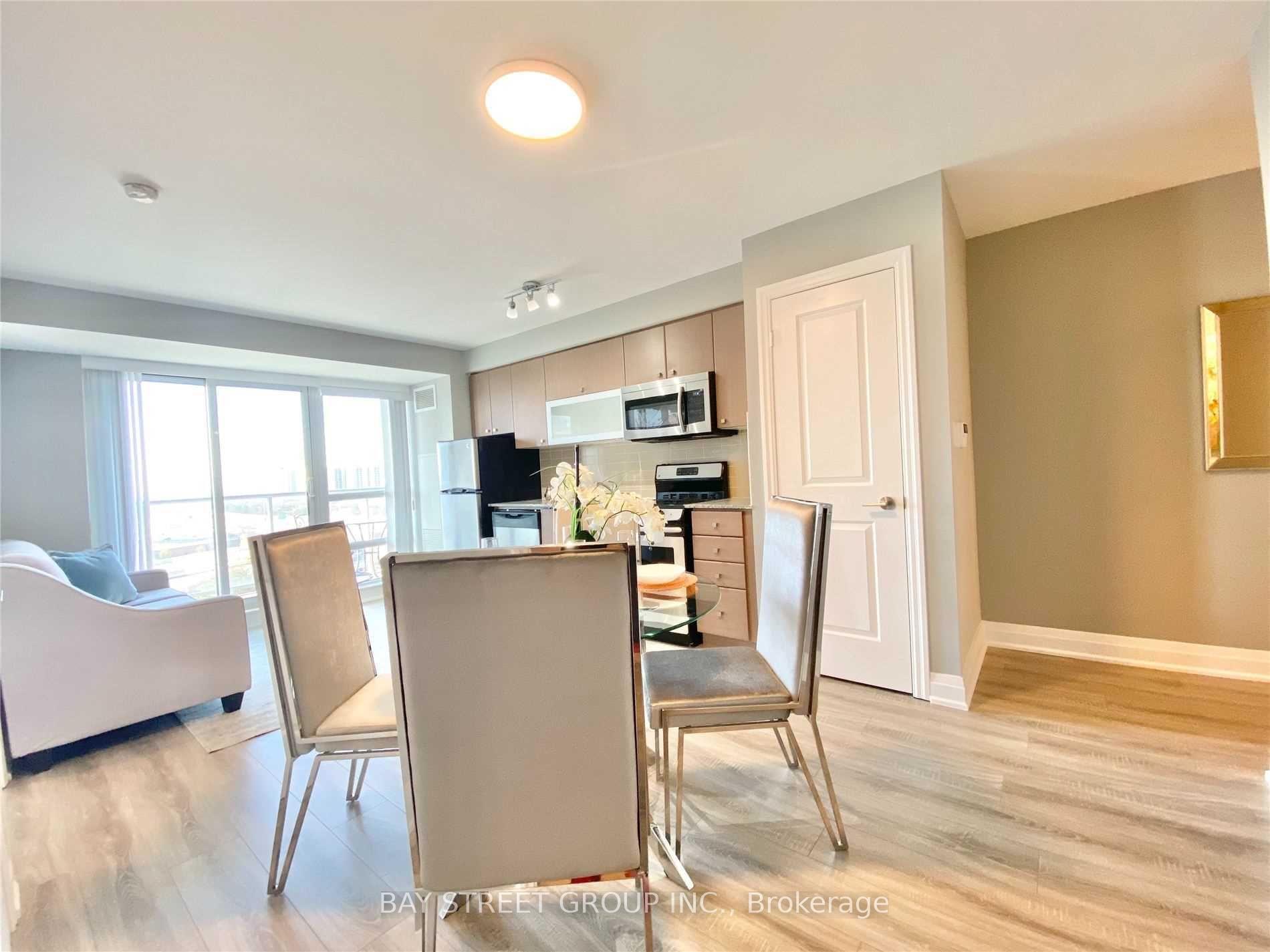 Photo 9 of Unit 801, 2015 Sheppard Avenue E, North York, Henry Farm — HOMEH