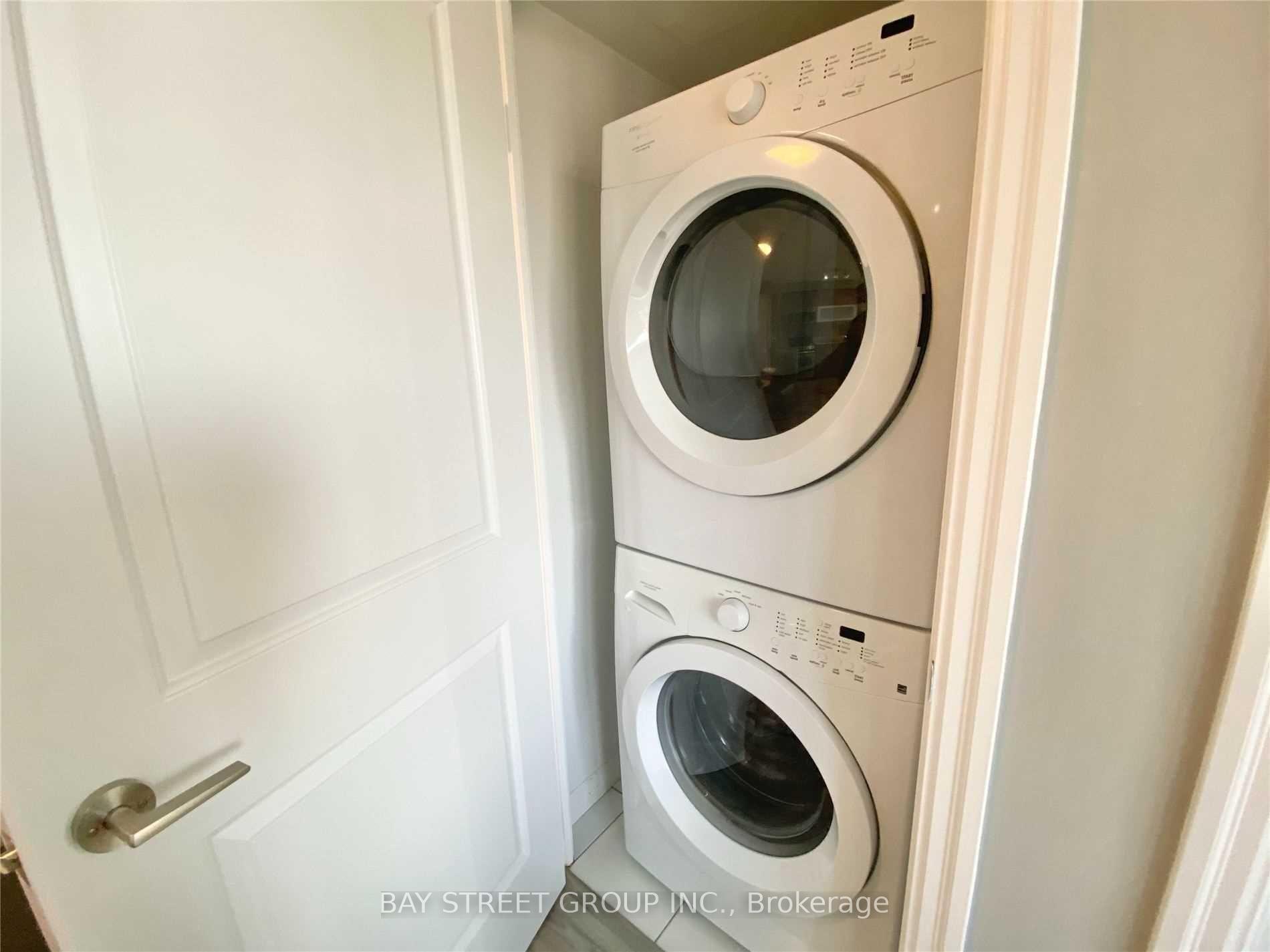 Photo 18 of Unit 801, 2015 Sheppard Avenue E, North York, Henry Farm — HOMEH