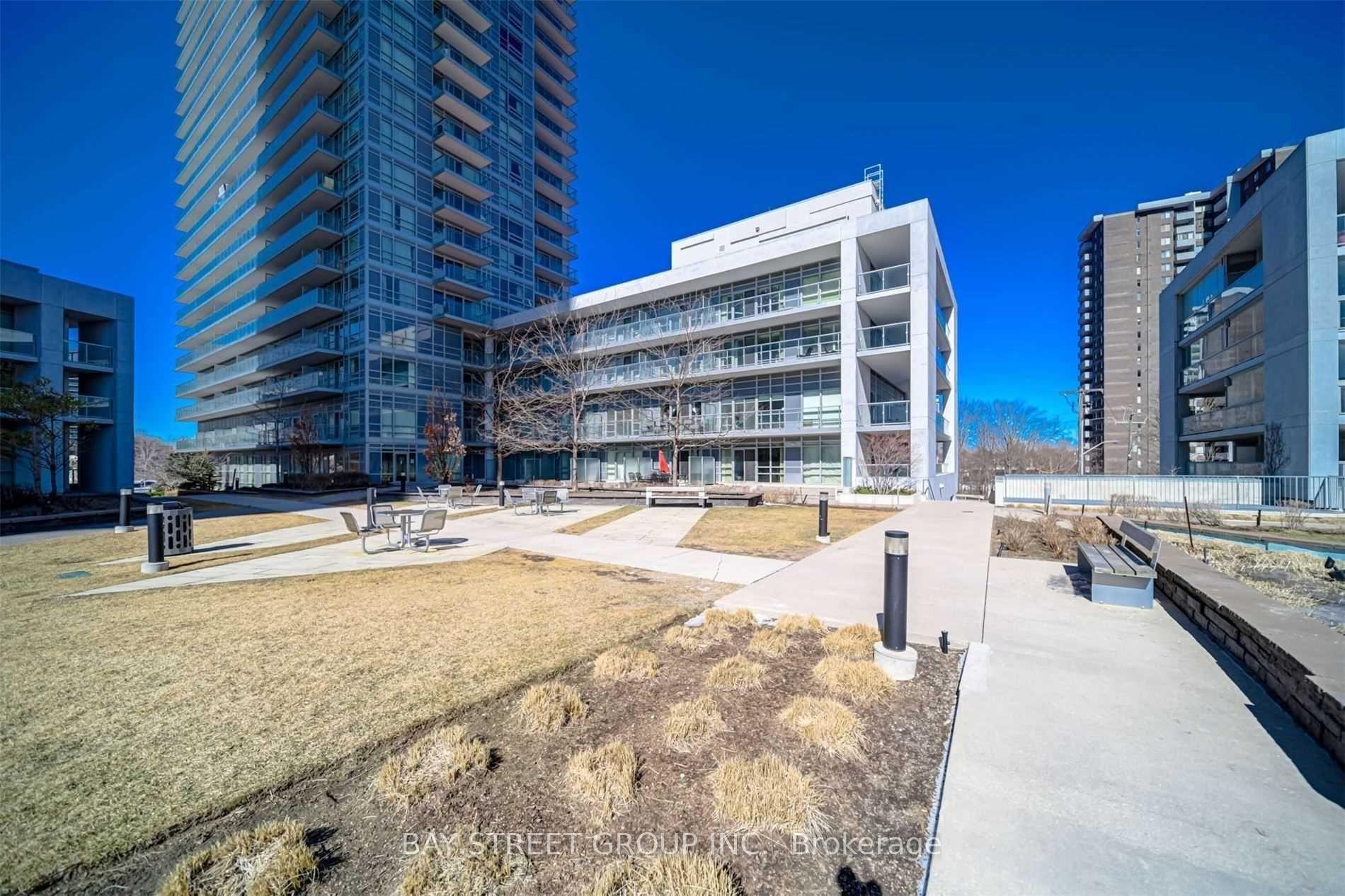 Photo 29 of Unit 801, 2015 Sheppard Avenue E, North York, Henry Farm — HOMEH