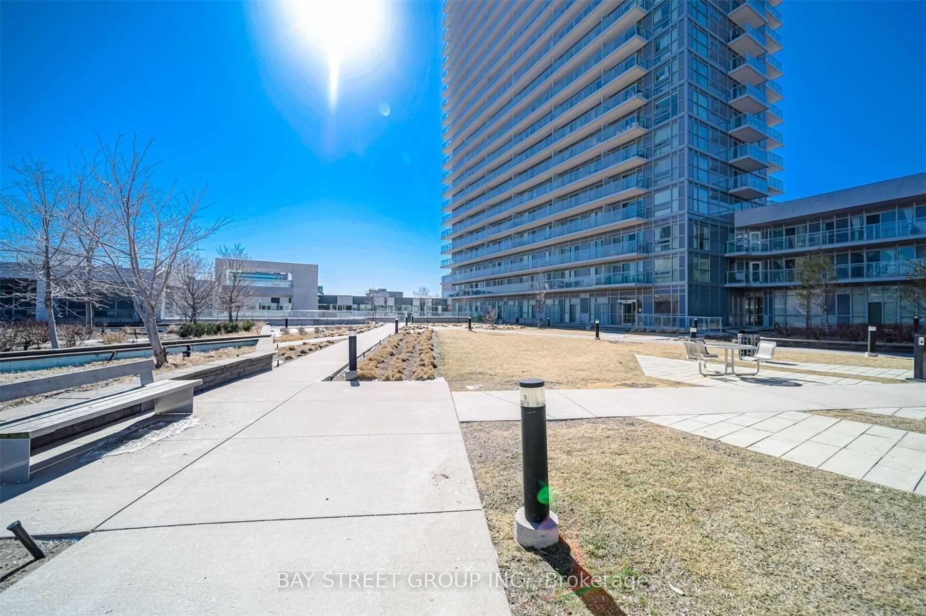Photo 31 of Unit 801, 2015 Sheppard Avenue E, North York, Henry Farm — HOMEH