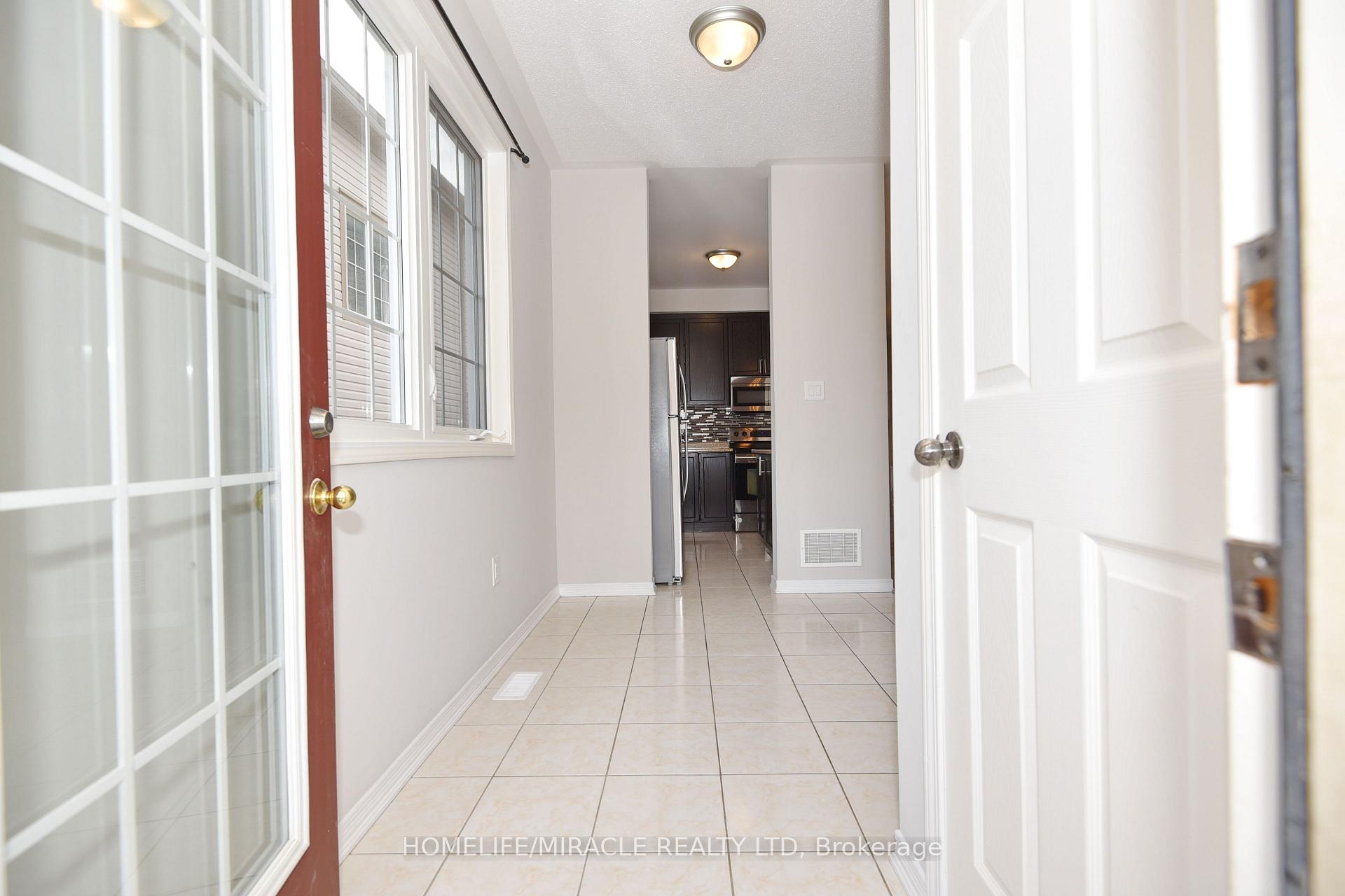 Photo 3 of 112 Mcbride Avenue, Clarington, Bowmanville — HOMEH