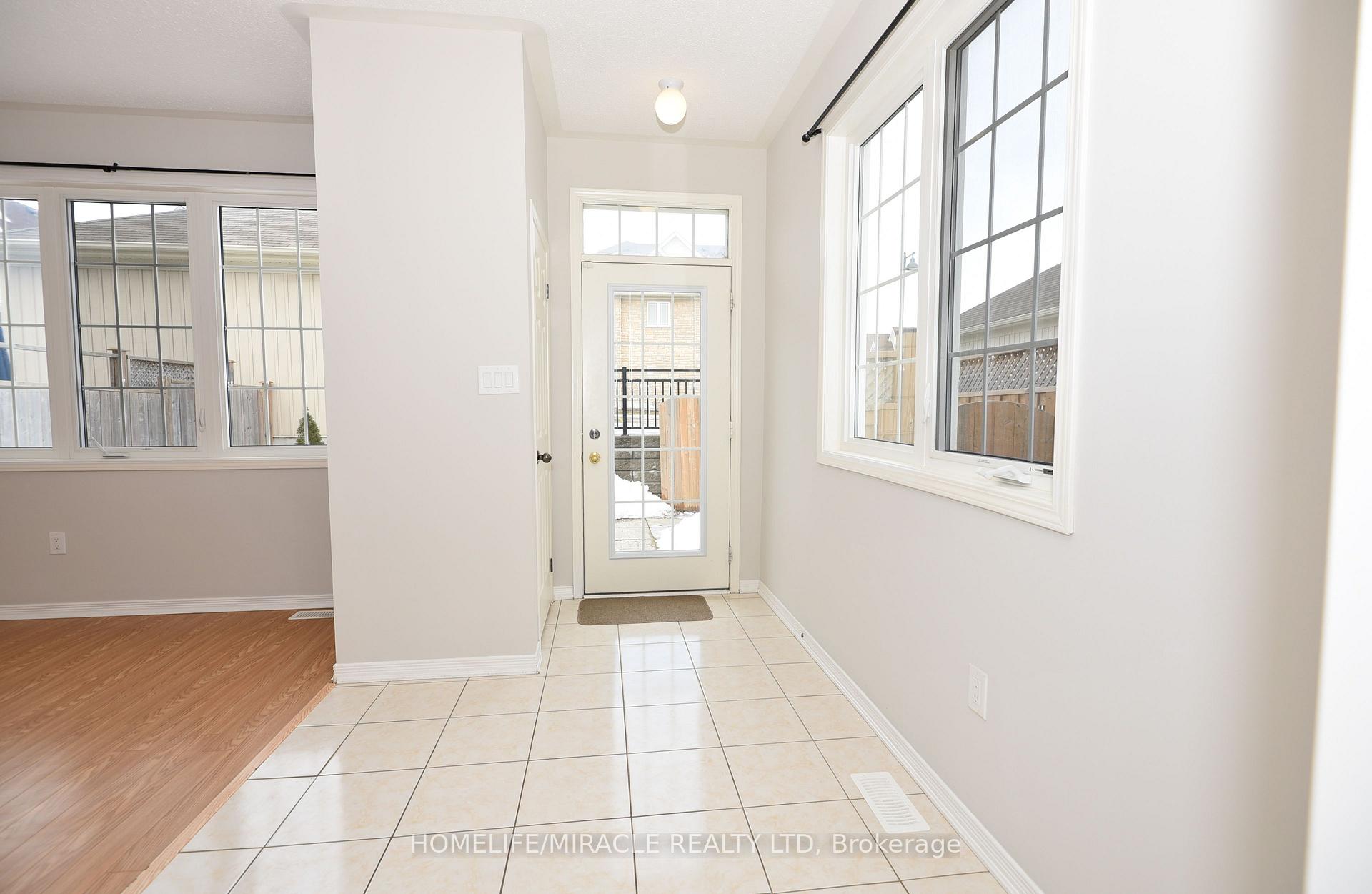 Photo 5 of 112 Mcbride Avenue, Clarington, Bowmanville — HOMEH