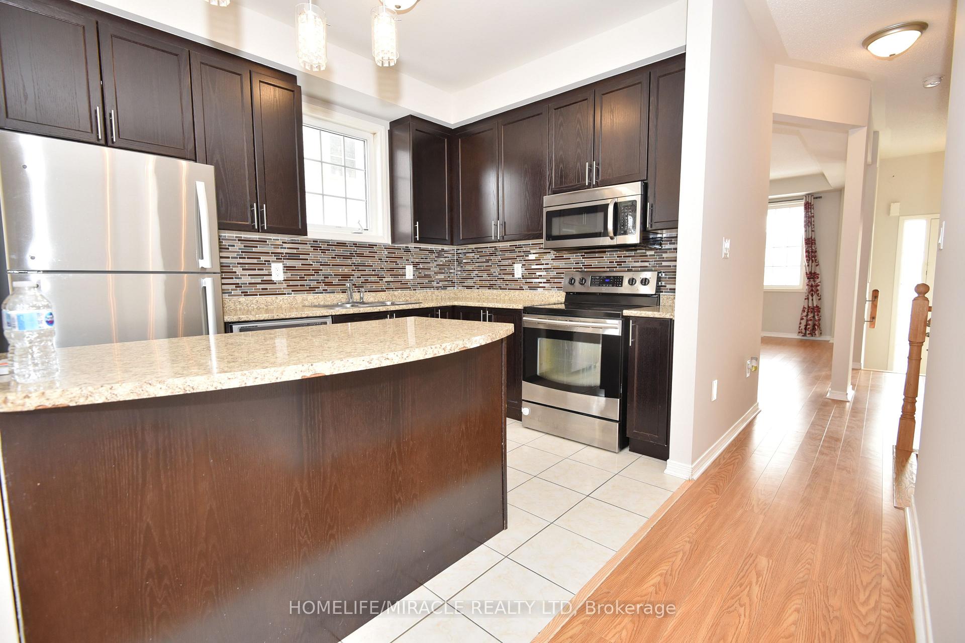 Photo 15 of 112 Mcbride Avenue, Clarington, Bowmanville — HOMEH
