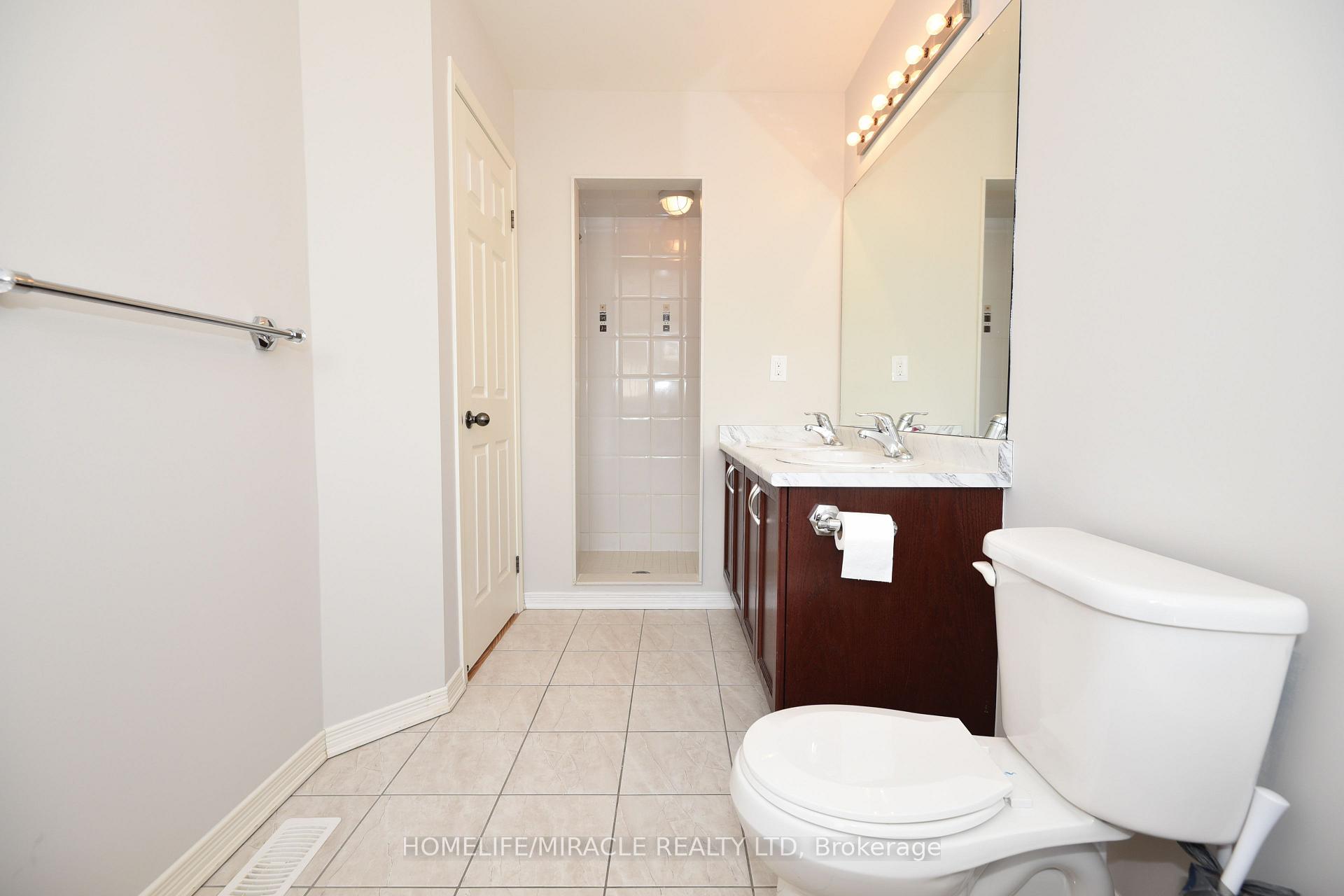 Photo 38 of 112 Mcbride Avenue, Clarington, Bowmanville — HOMEH
