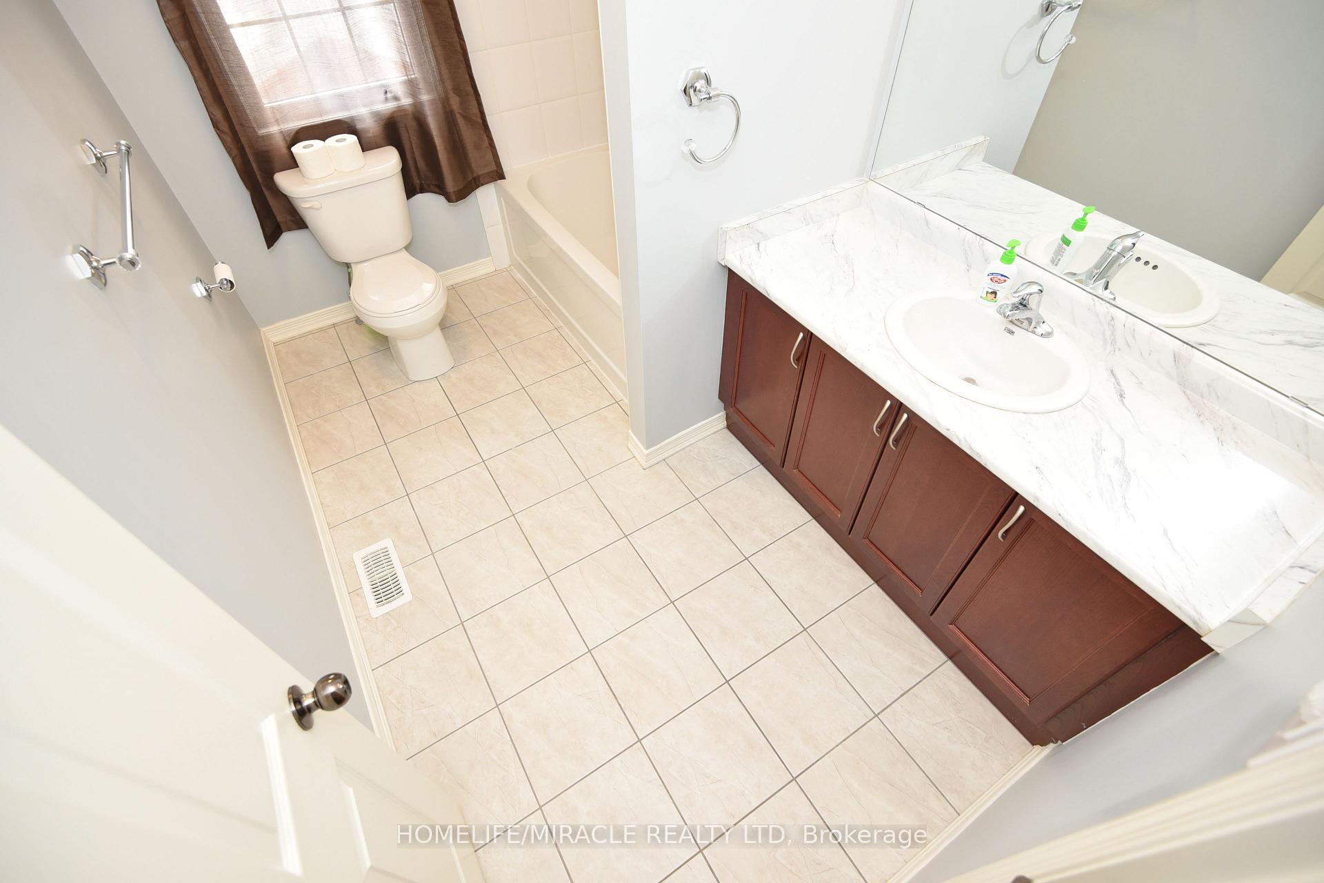 Photo 47 of 112 Mcbride Avenue, Clarington, Bowmanville — HOMEH