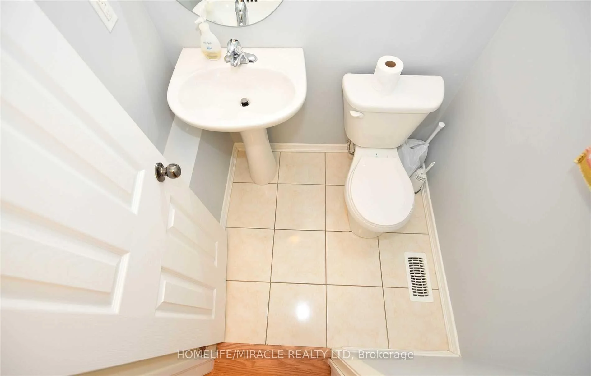 Photo 30 of 112 Mcbride Avenue, Clarington, Bowmanville — HOMEH